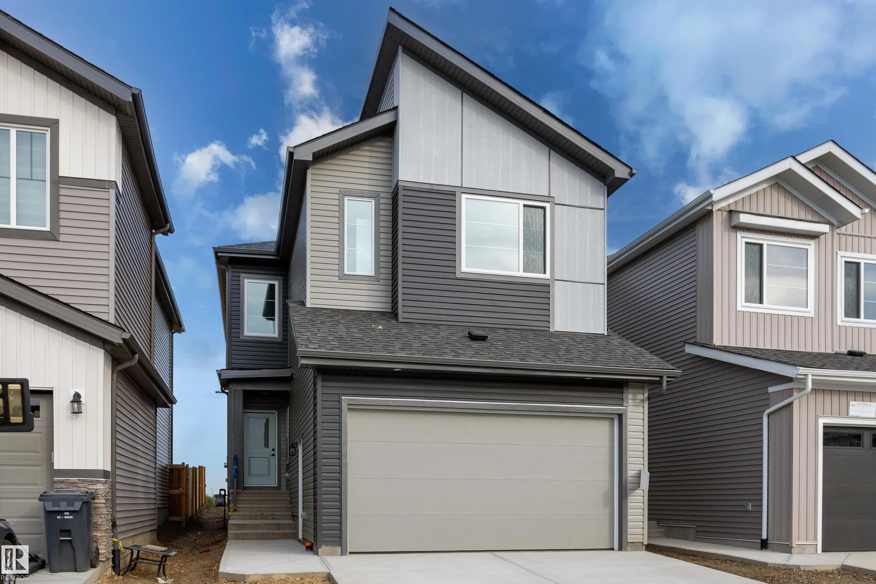 325 Bluff Cove