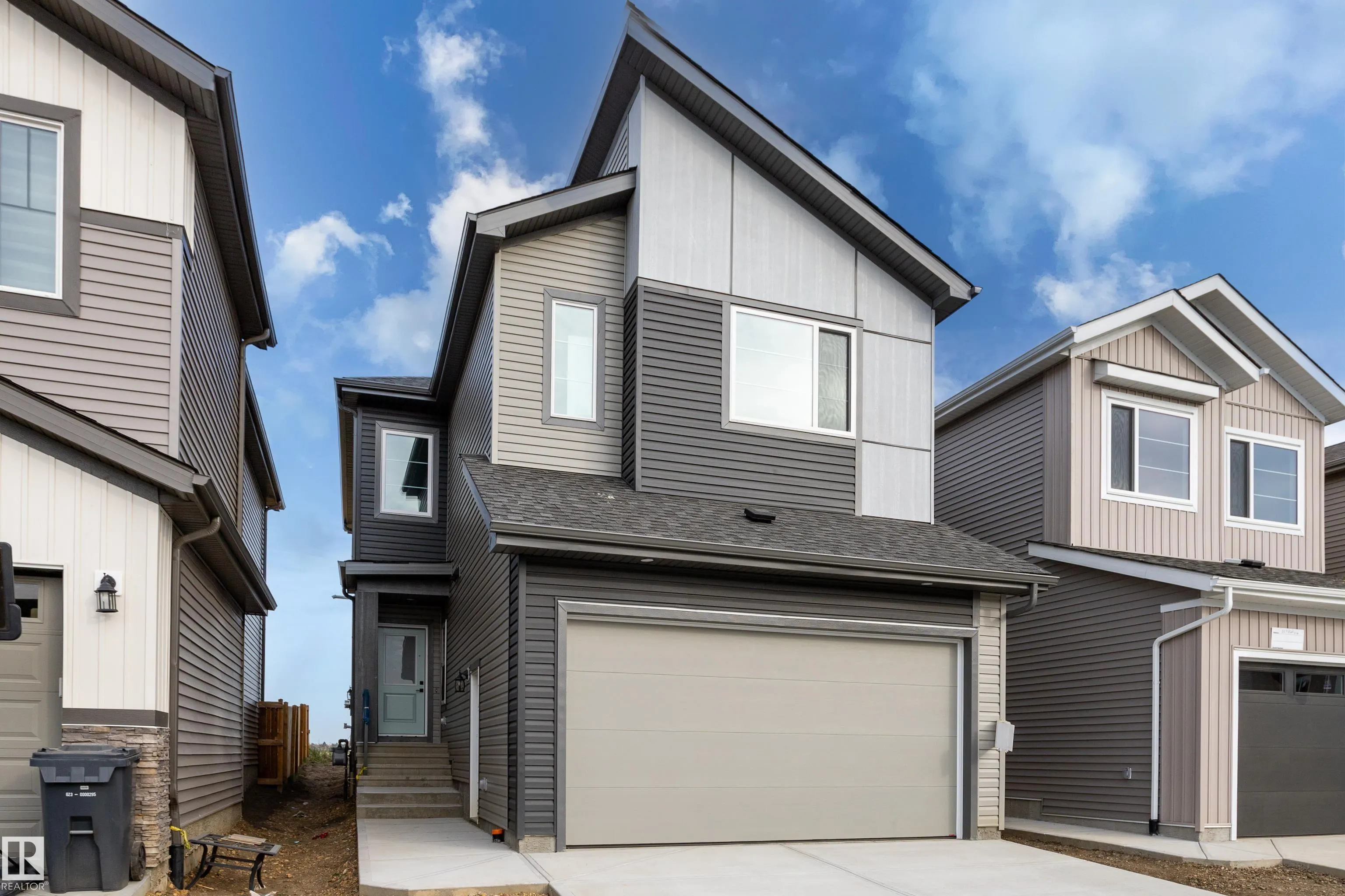 325 Bluff Cove