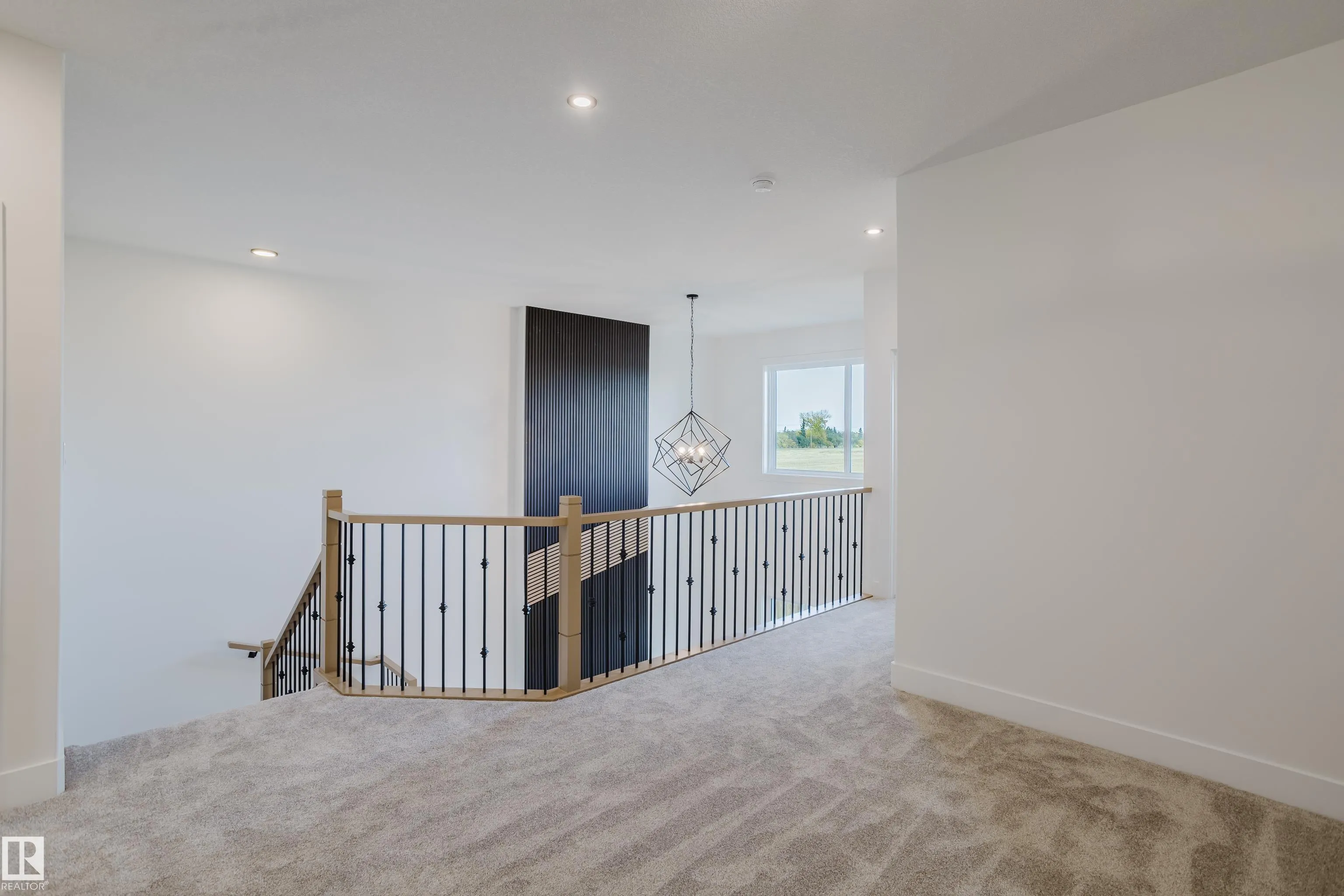 325 Bluff Cove