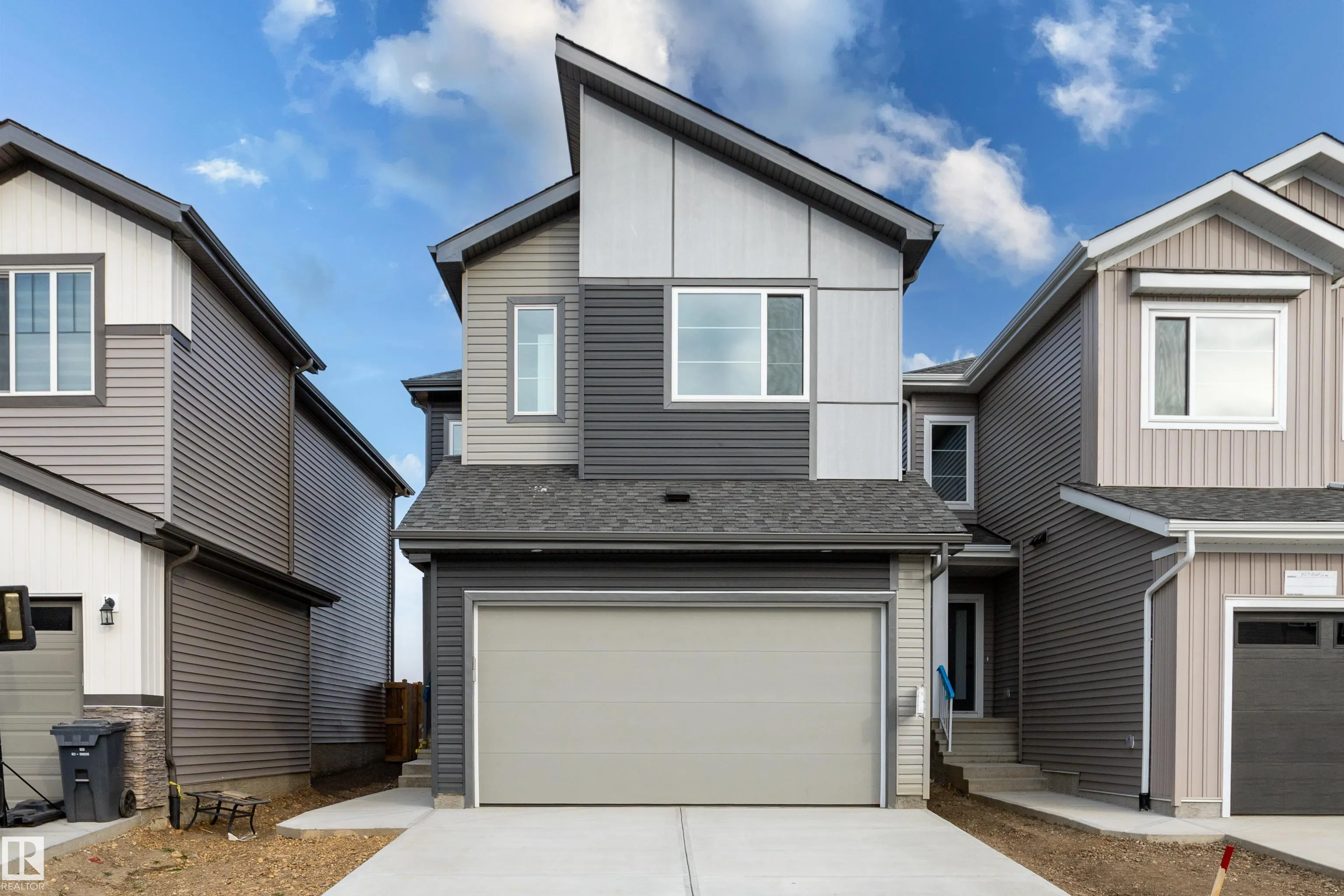 325 Bluff Cove