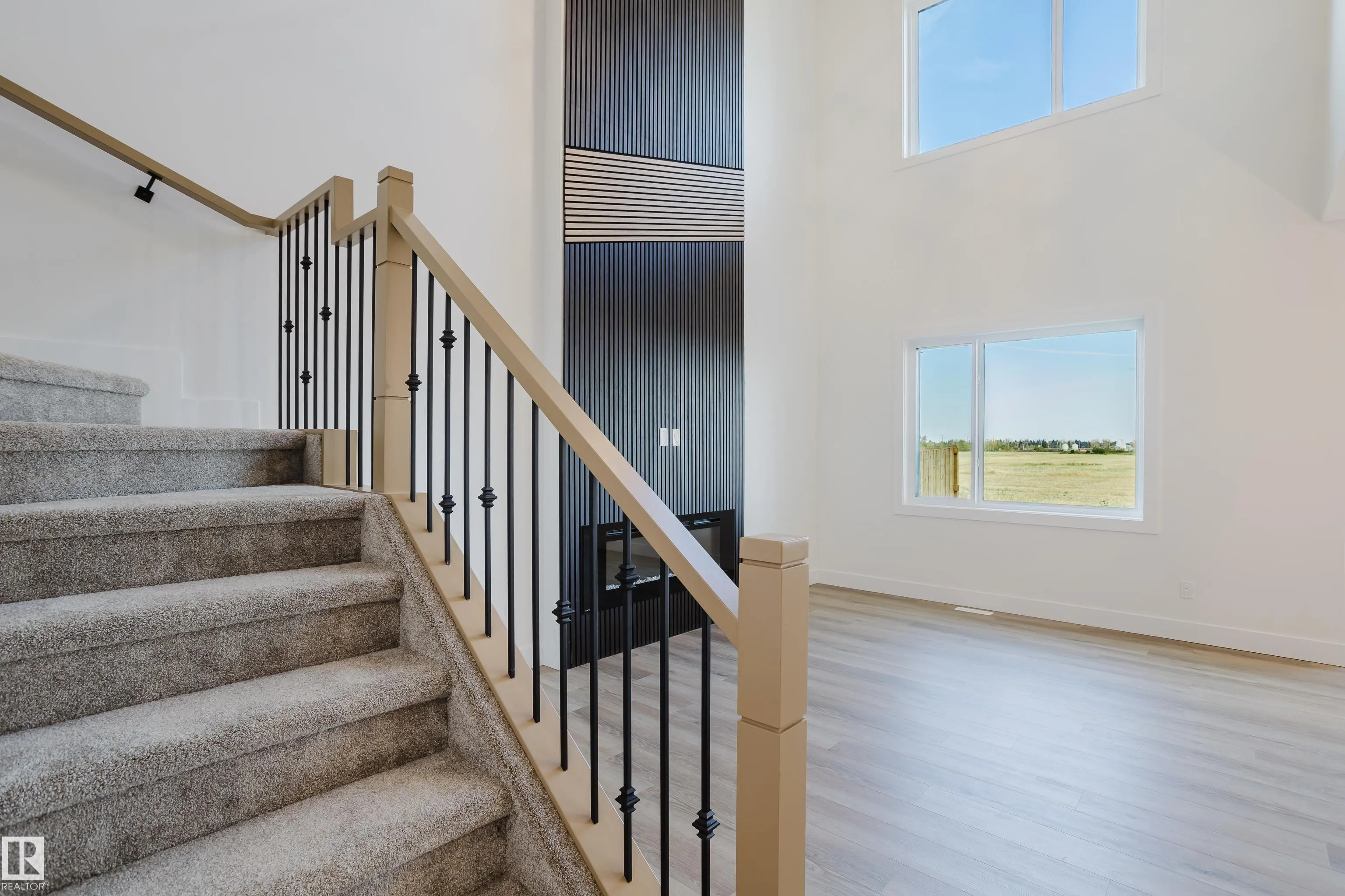 325 Bluff Cove