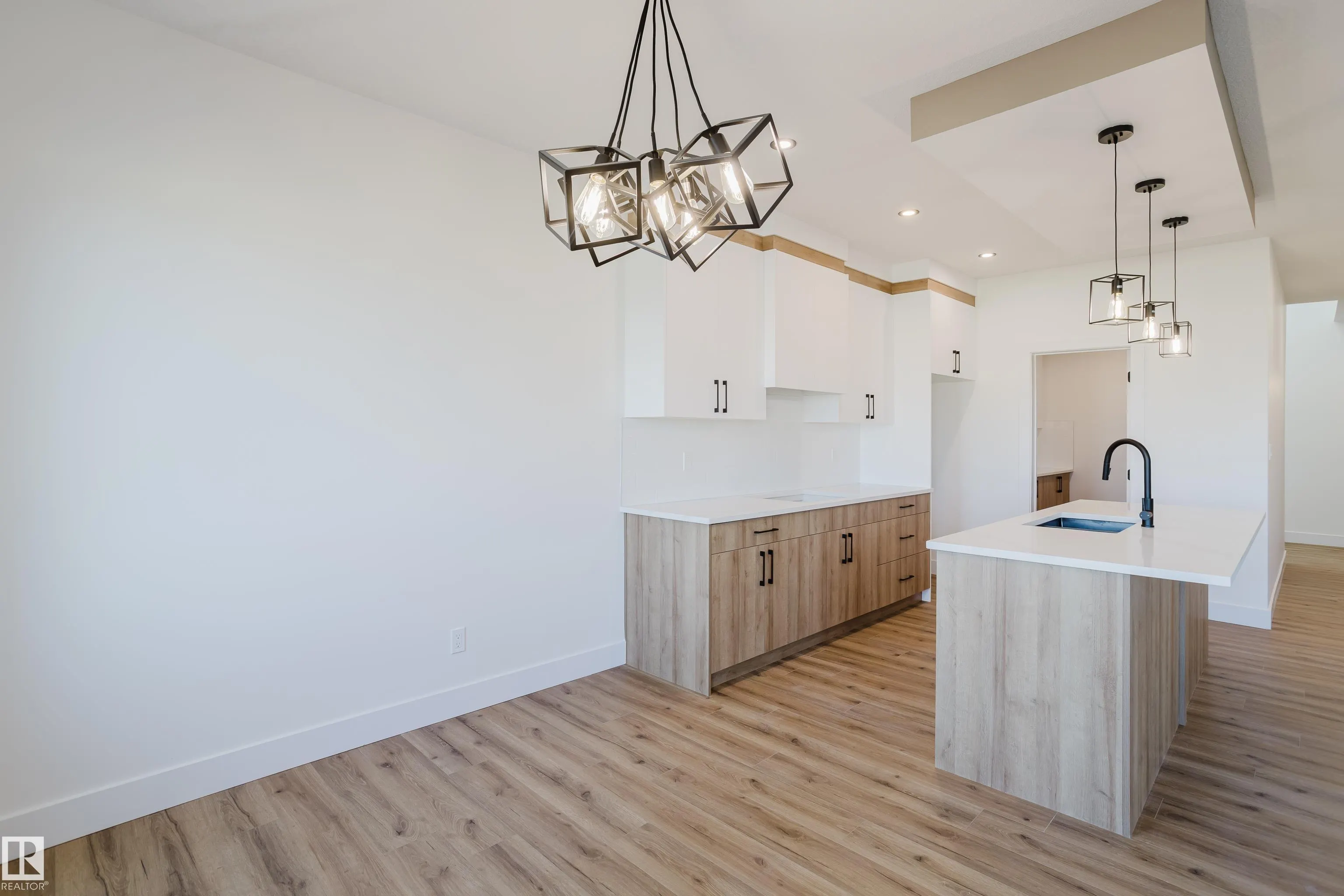 331 Bluff Cove