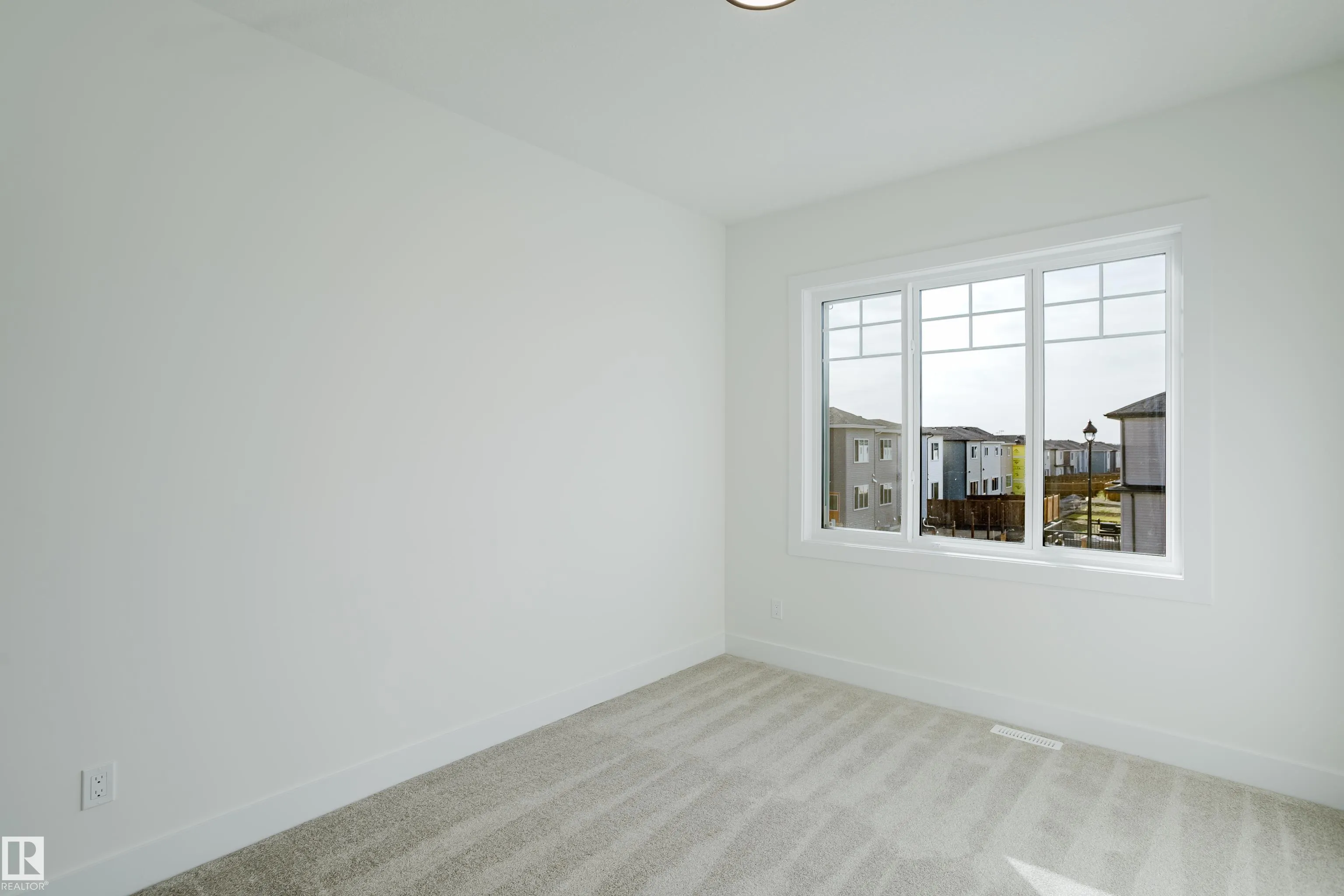 331 Bluff Cove