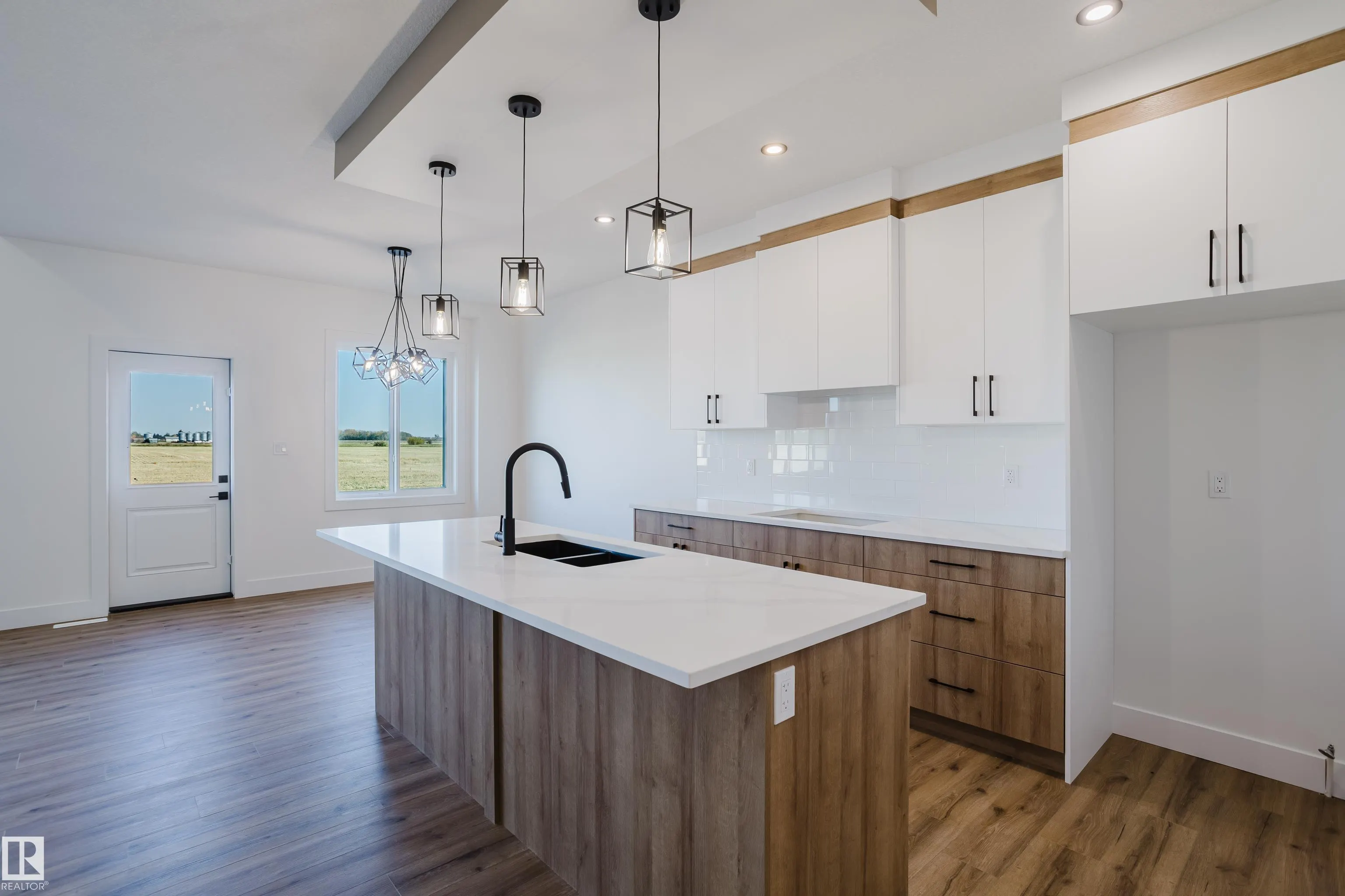 331 Bluff Cove