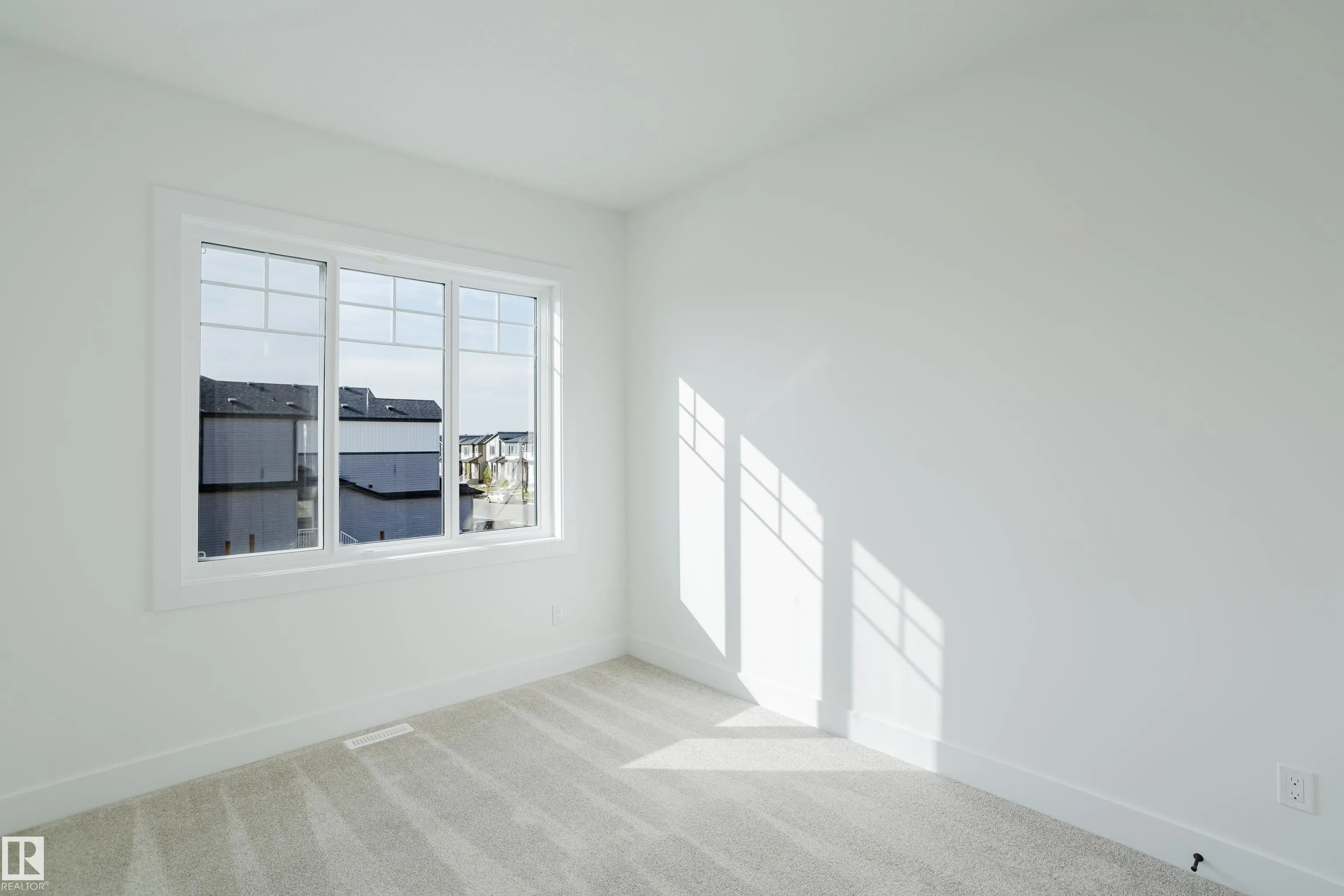 331 Bluff Cove