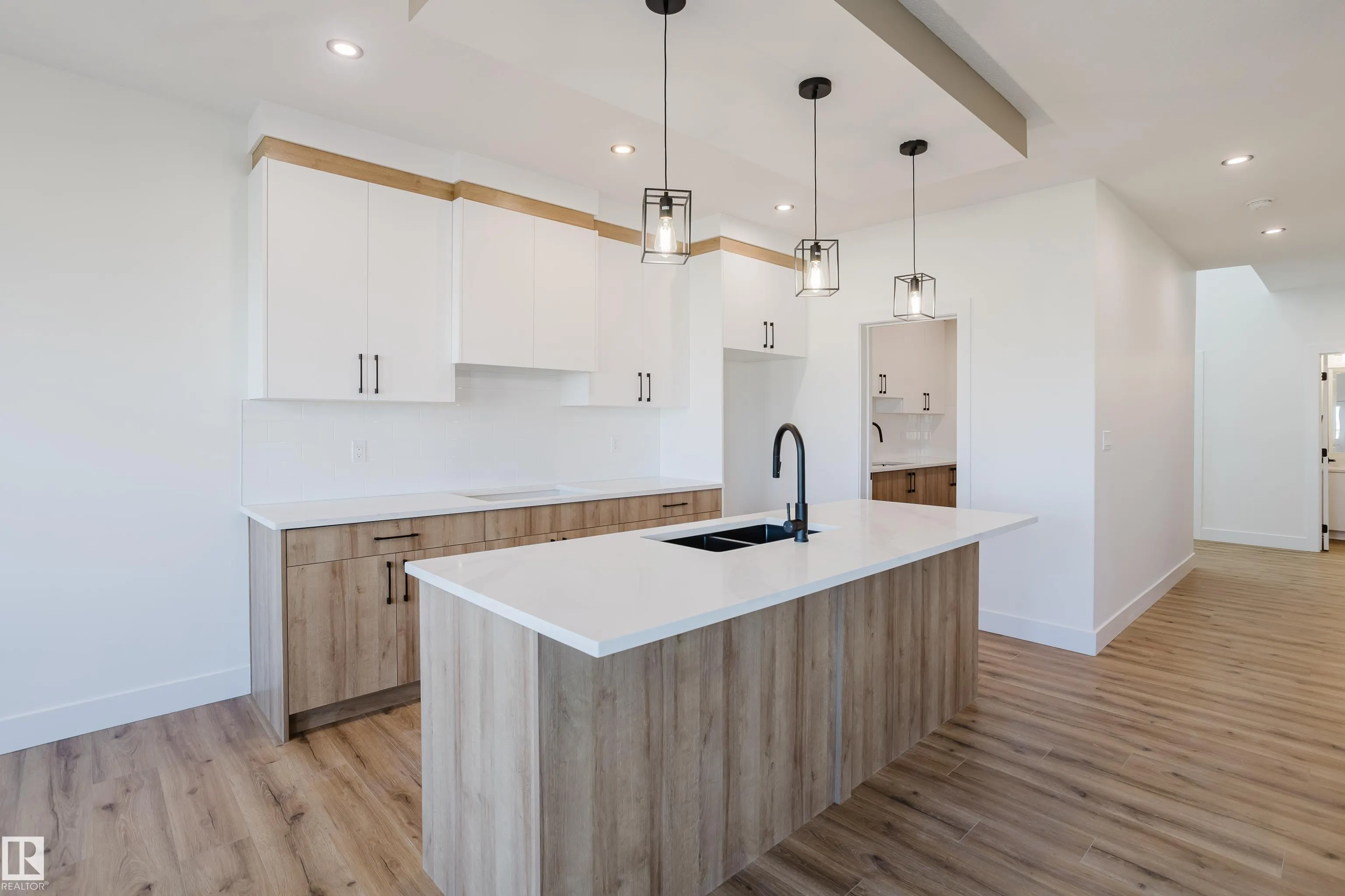 331 Bluff Cove