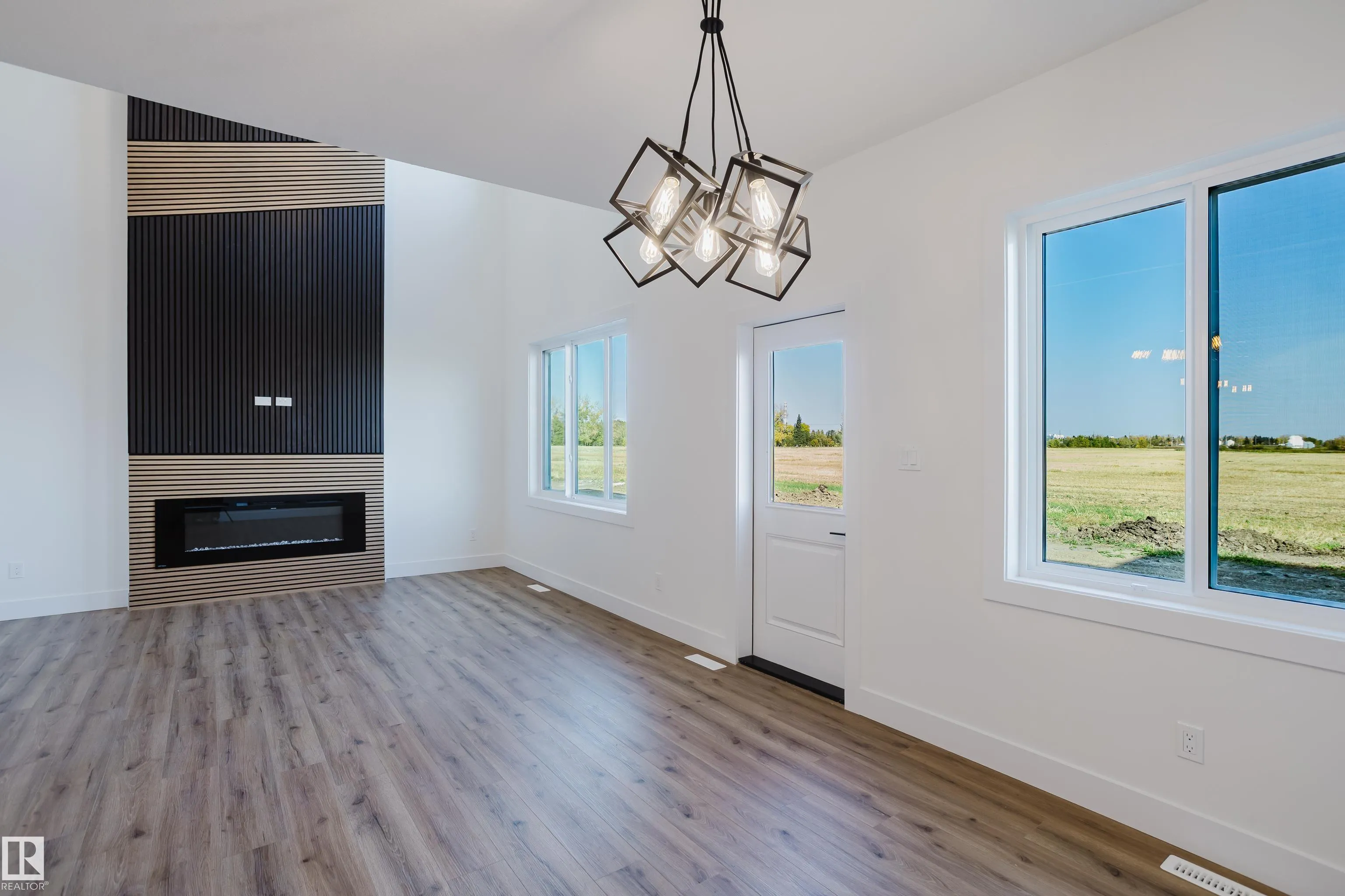 331 Bluff Cove