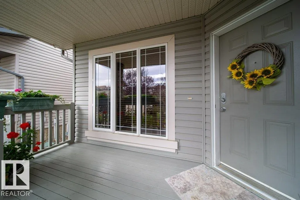 97 CARLYLE Crescent