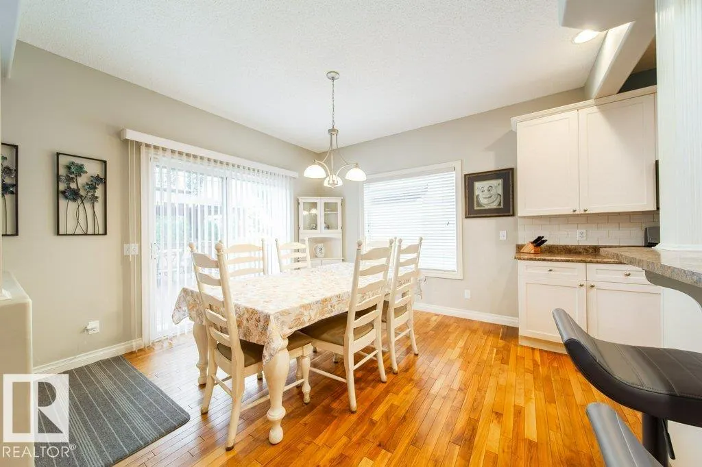 97 CARLYLE Crescent