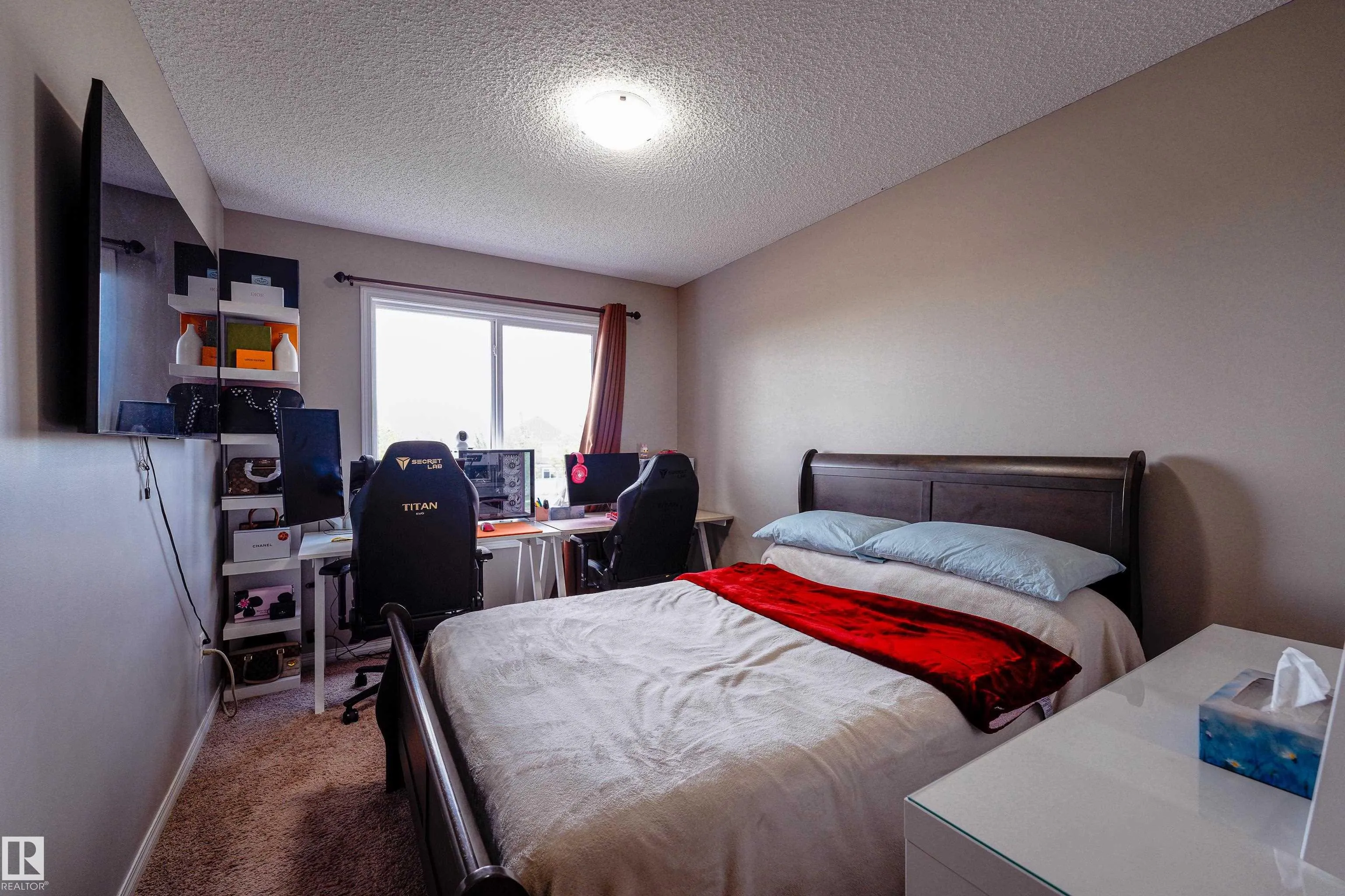 5431 CRABAPPLE Loop