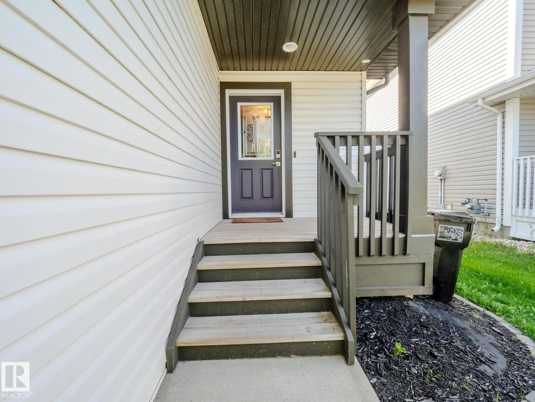 2317 CASSELMAN Crescent