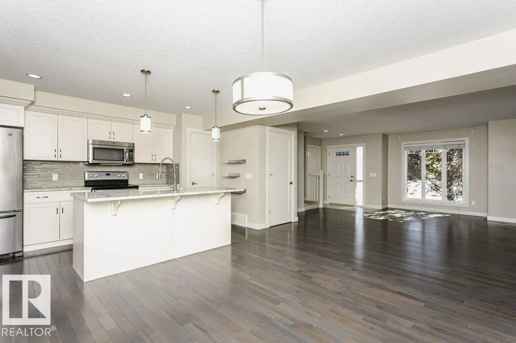 424 CHAPPELLE Drive