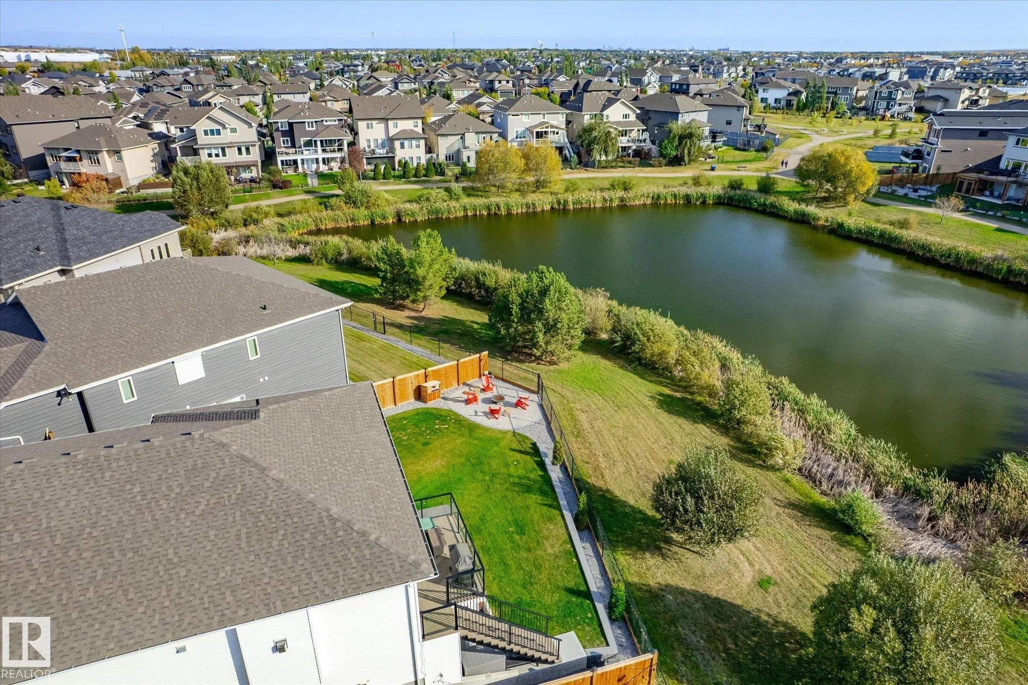 46 HUMMINGBIRD Crescent