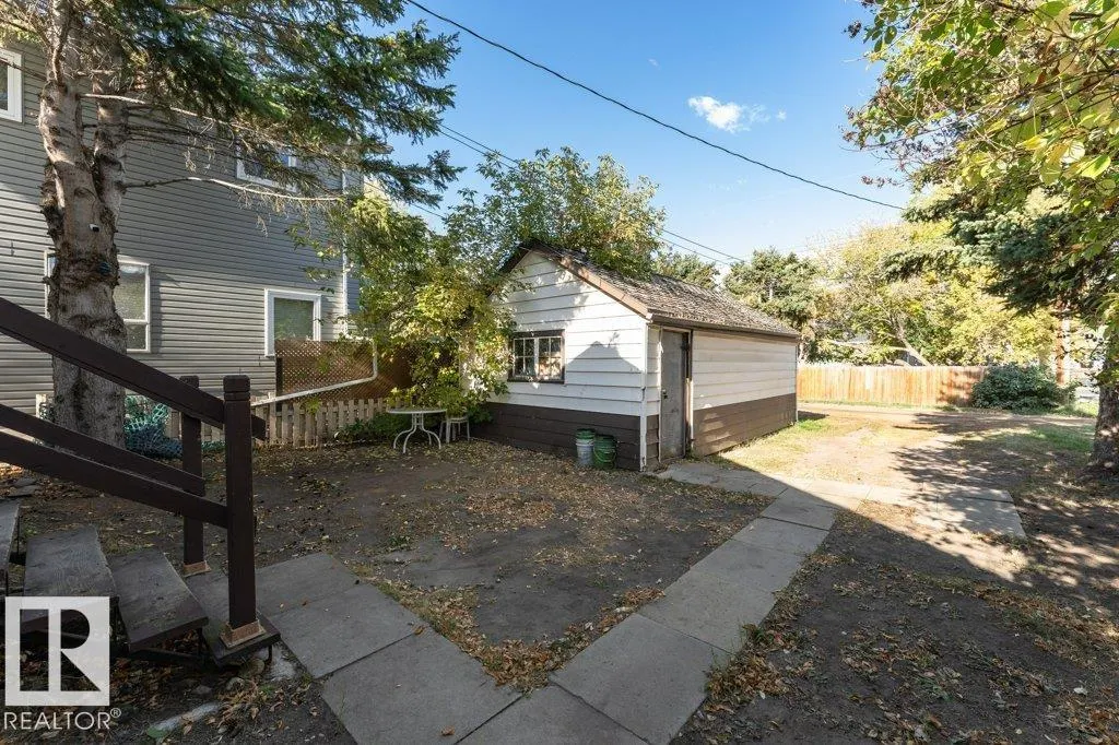 10012 96A Avenue