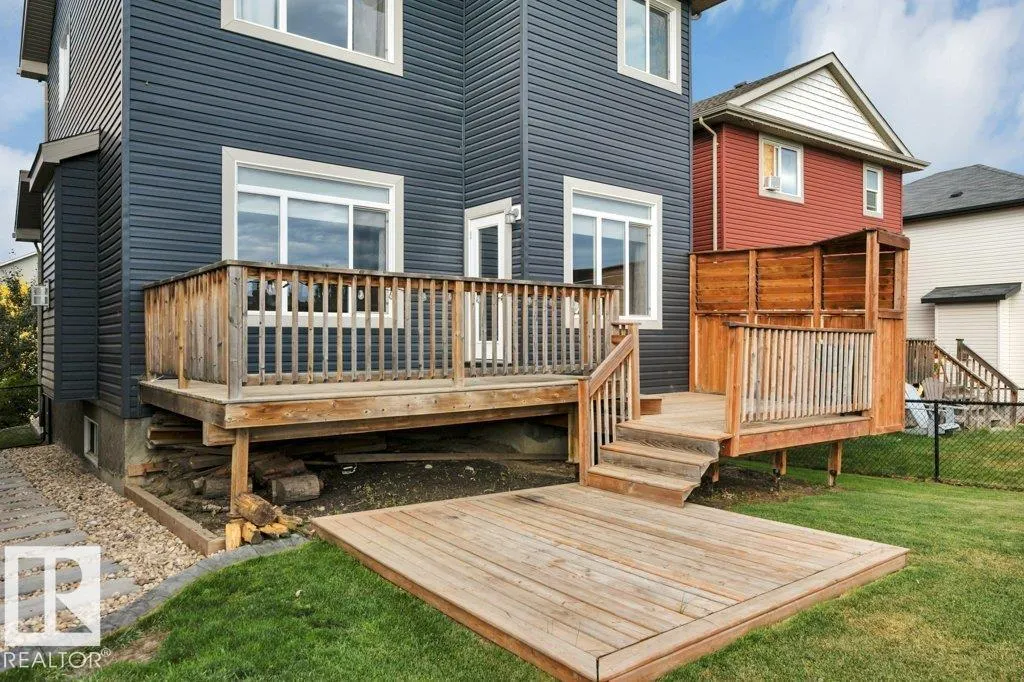 198 MEADOWVIEW Drive