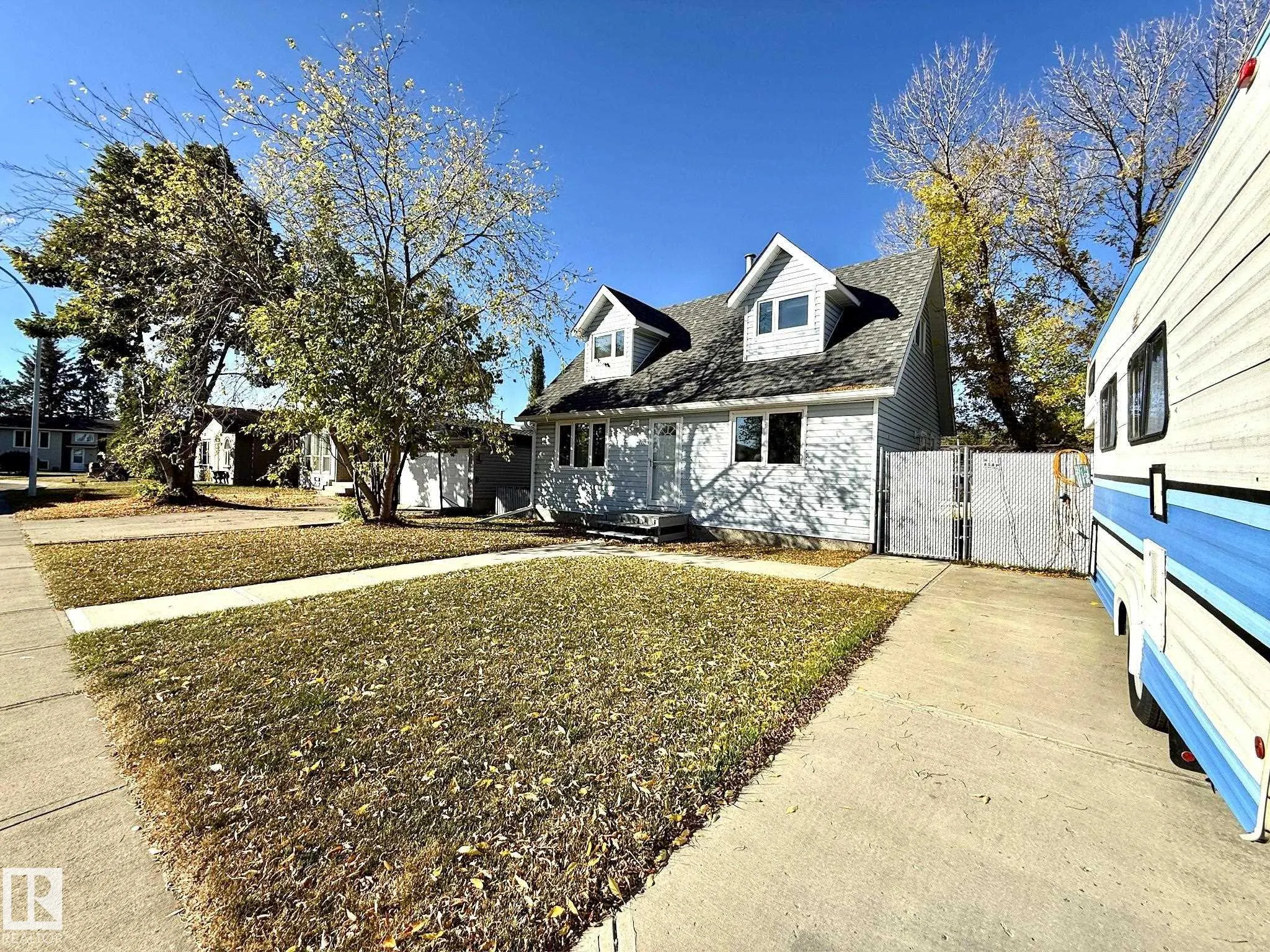 16 WILD HAY Drive