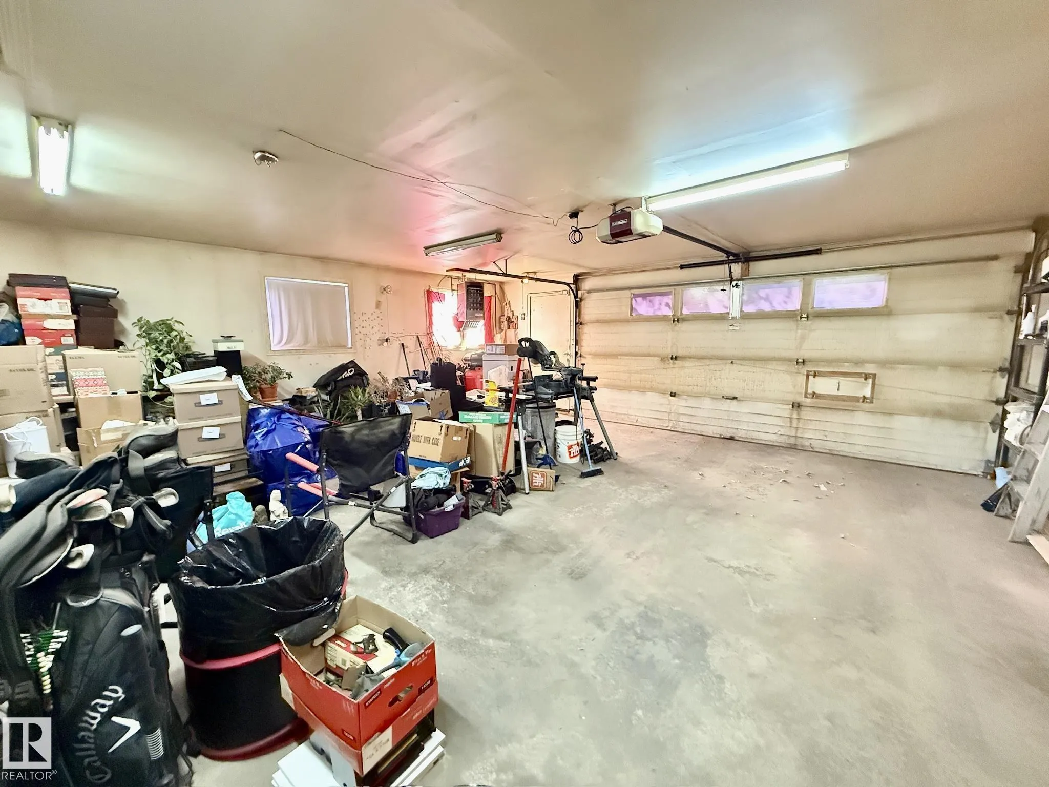 16 WILD HAY Drive