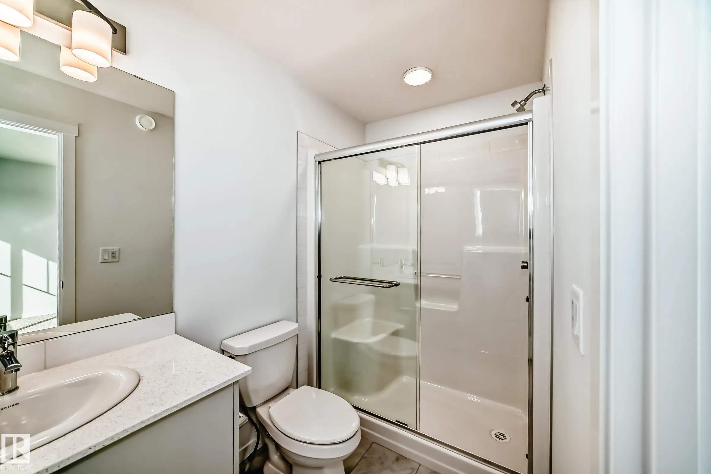 3965 Wren Loop