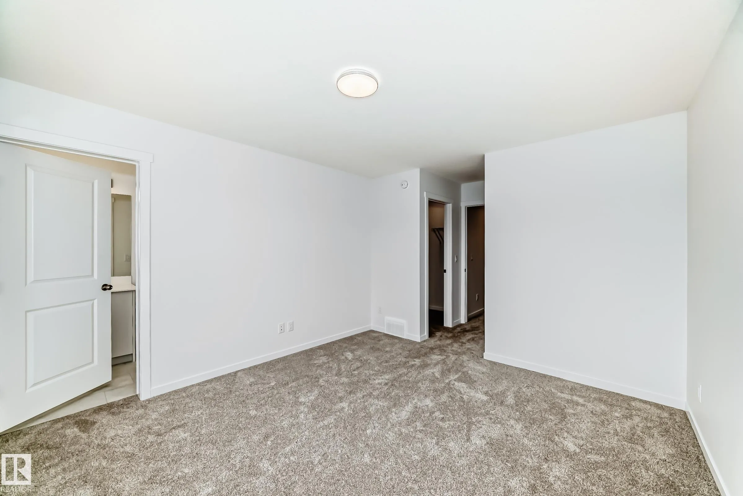 3965 Wren Loop