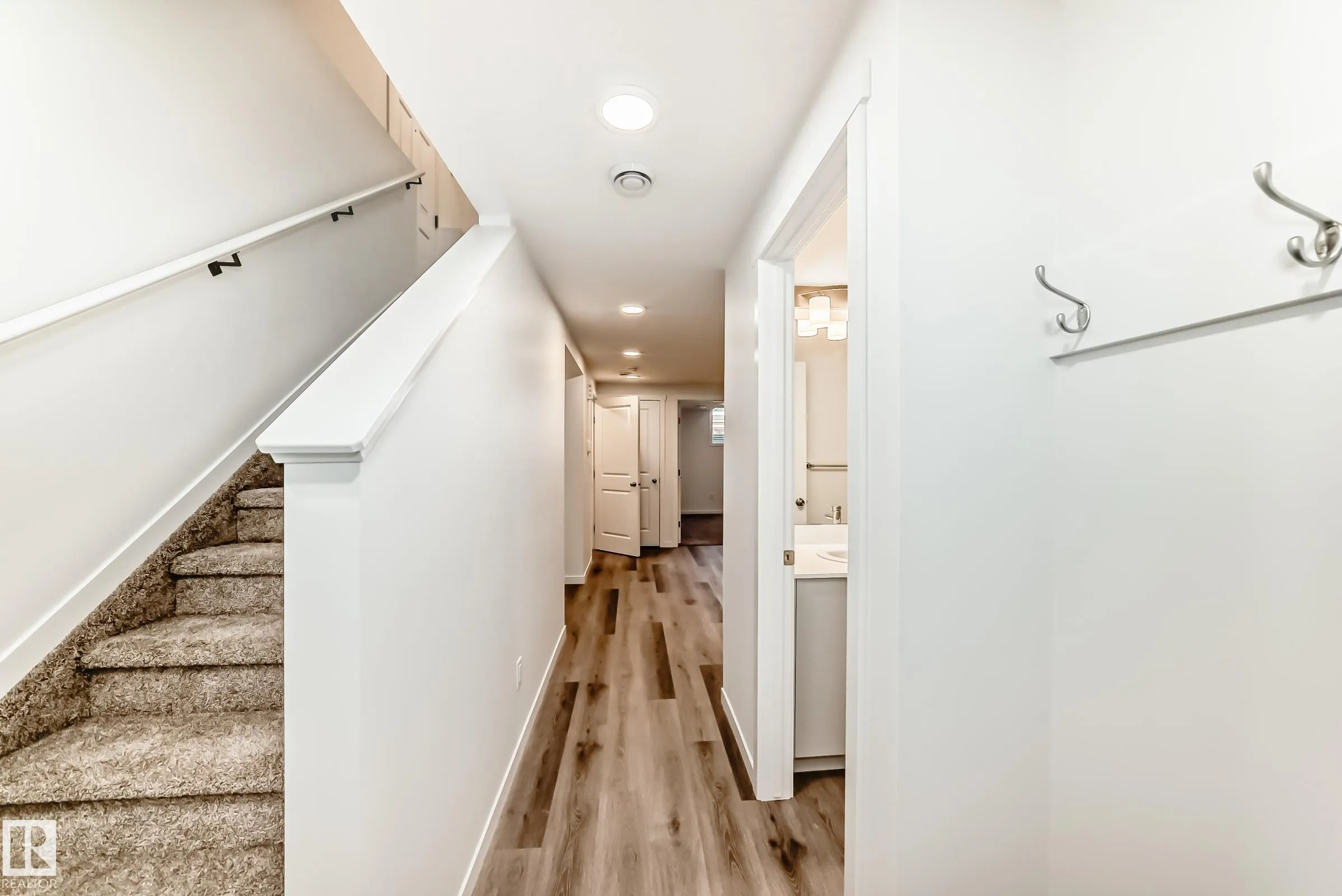 3965 Wren Loop