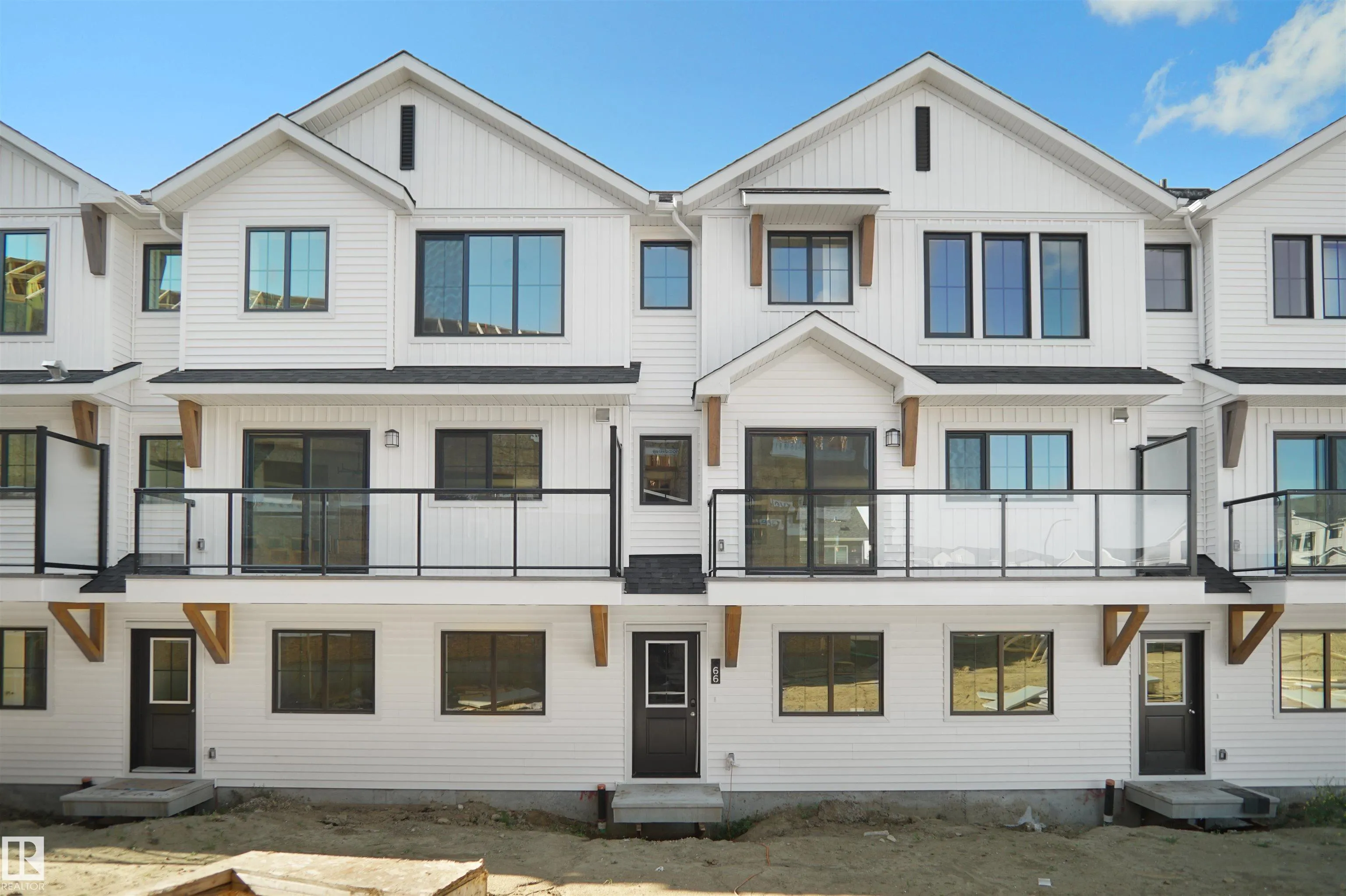 525 SECORD Boulevard