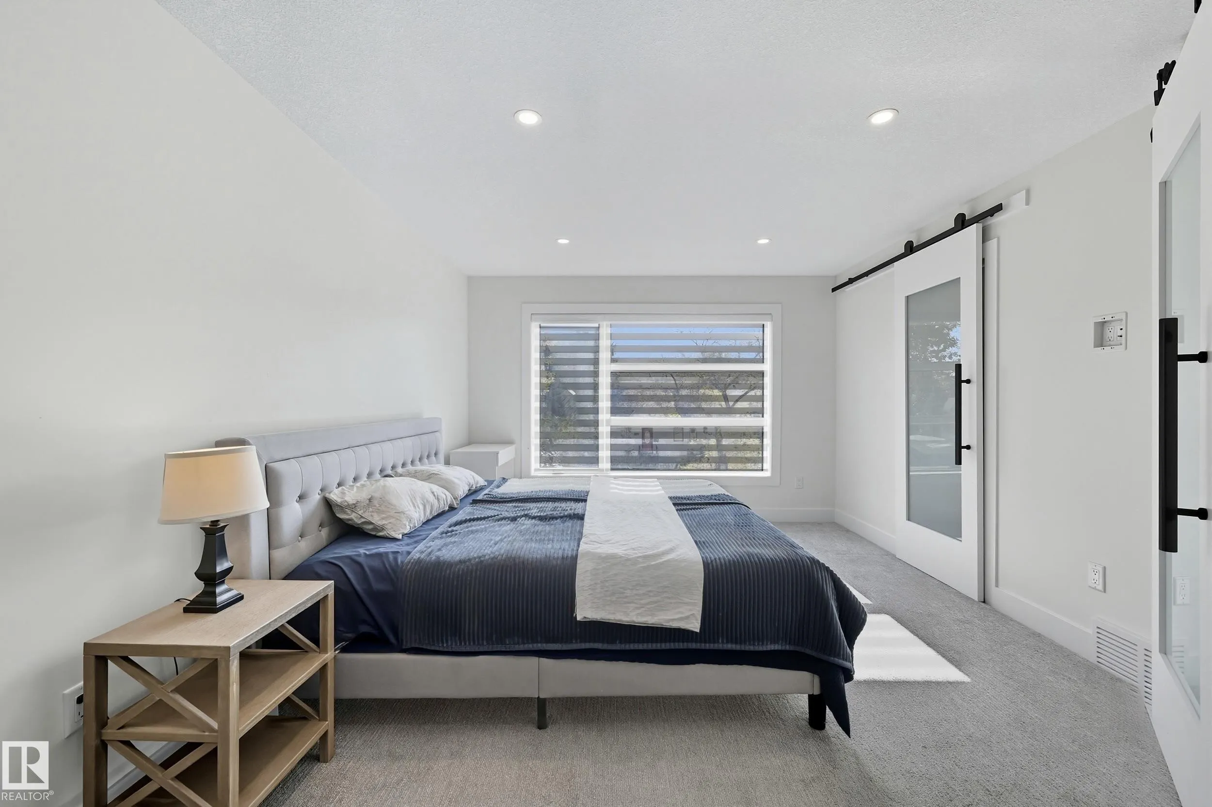 8806 85 Avenue