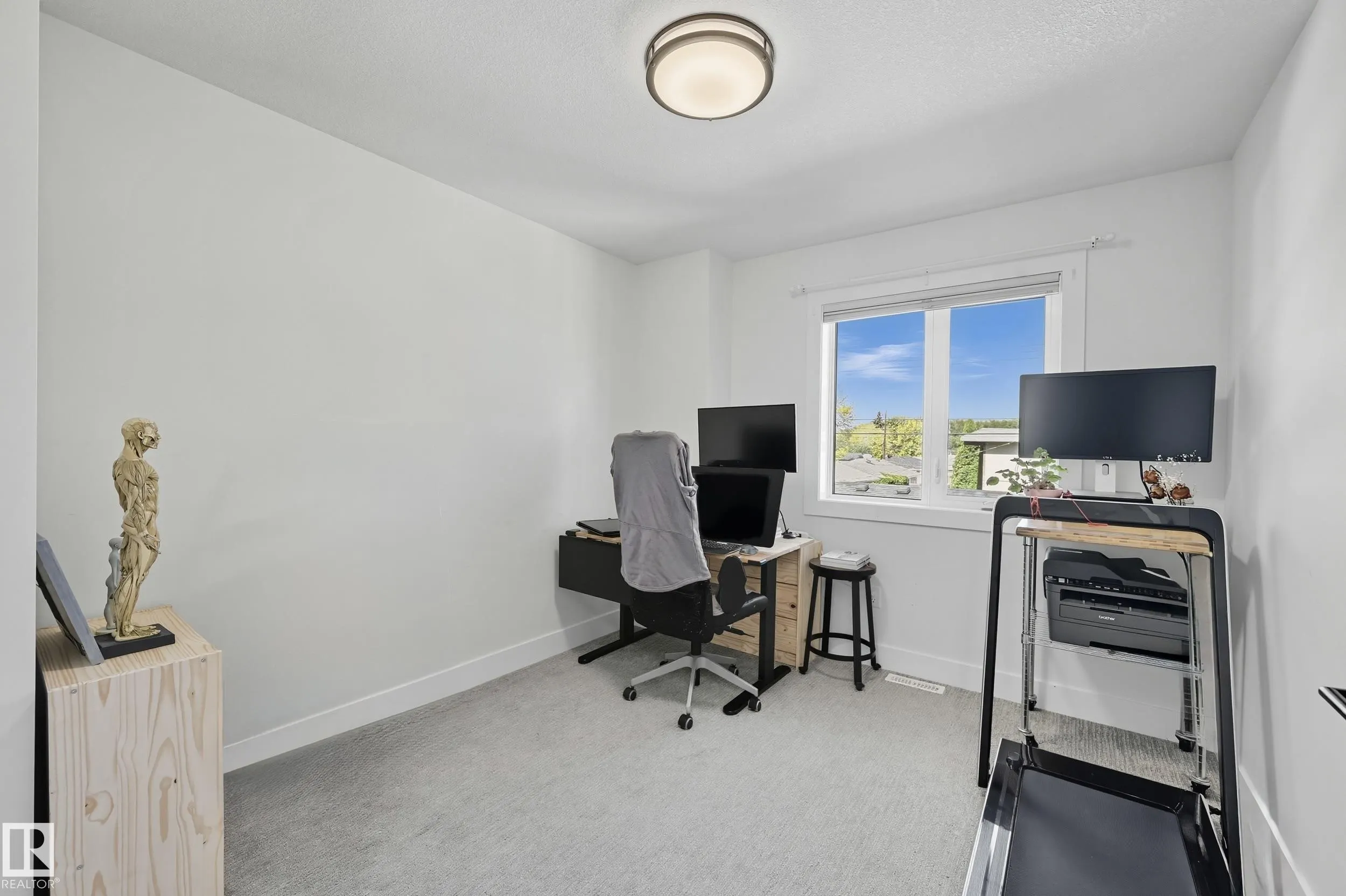 8806 85 Avenue