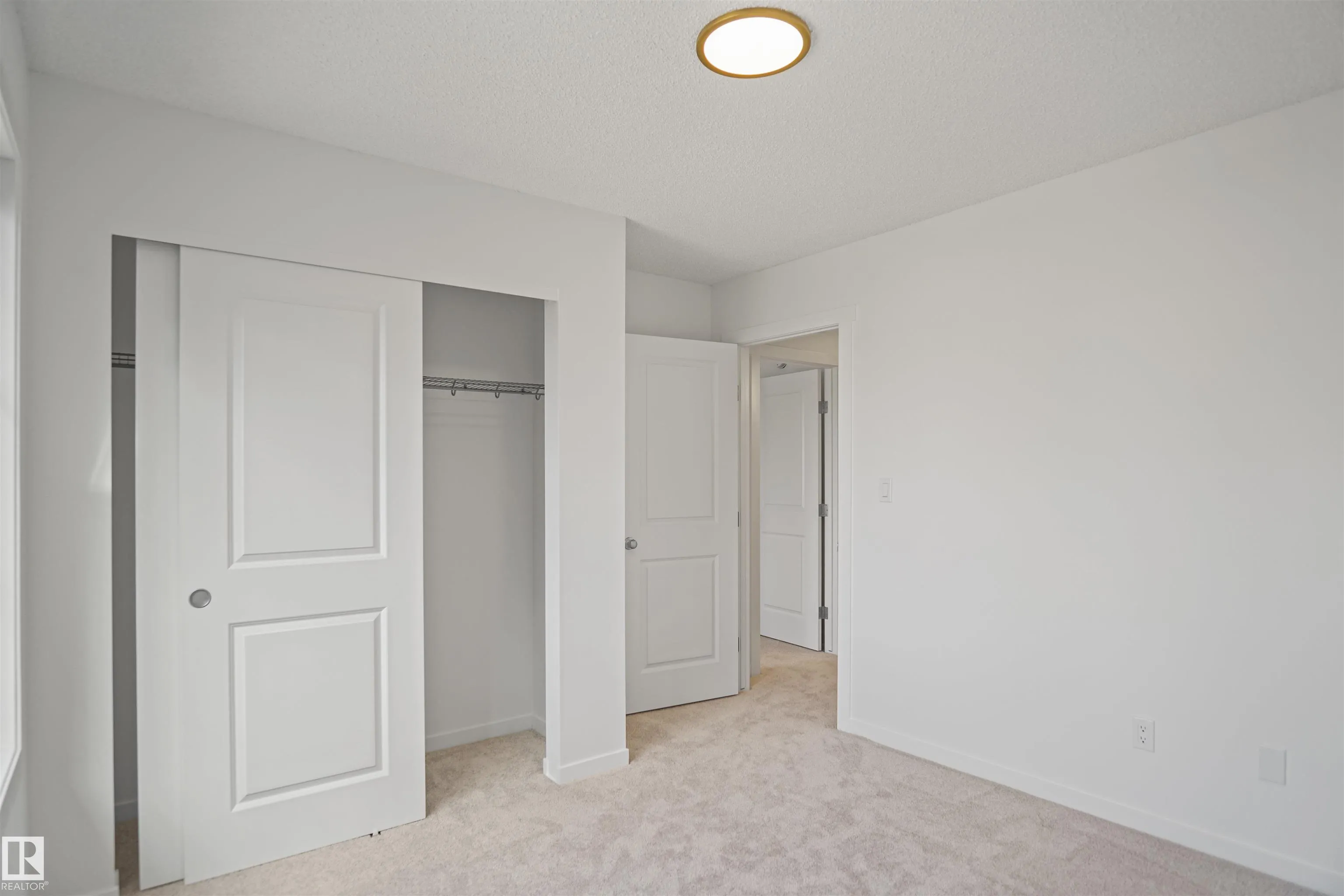 19904 31 Avenue