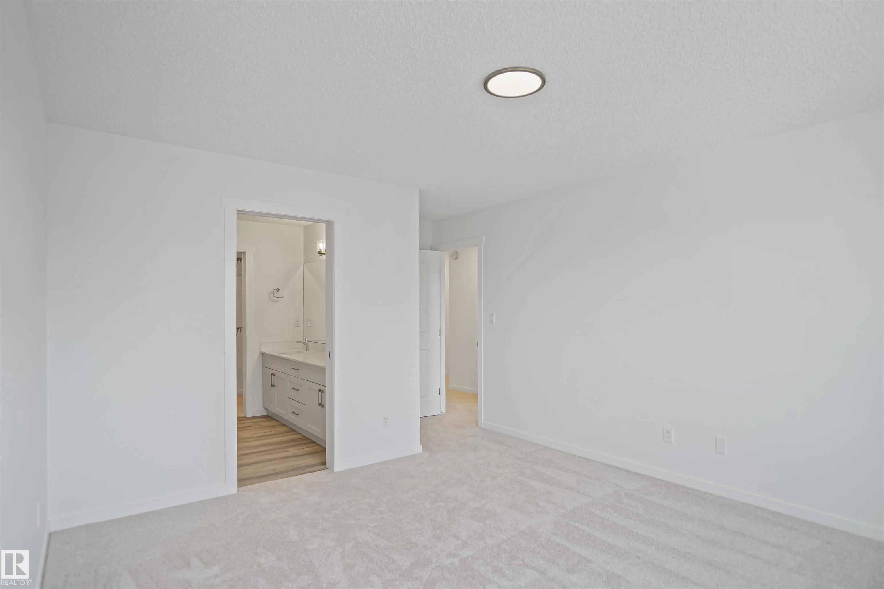 19904 31 Avenue