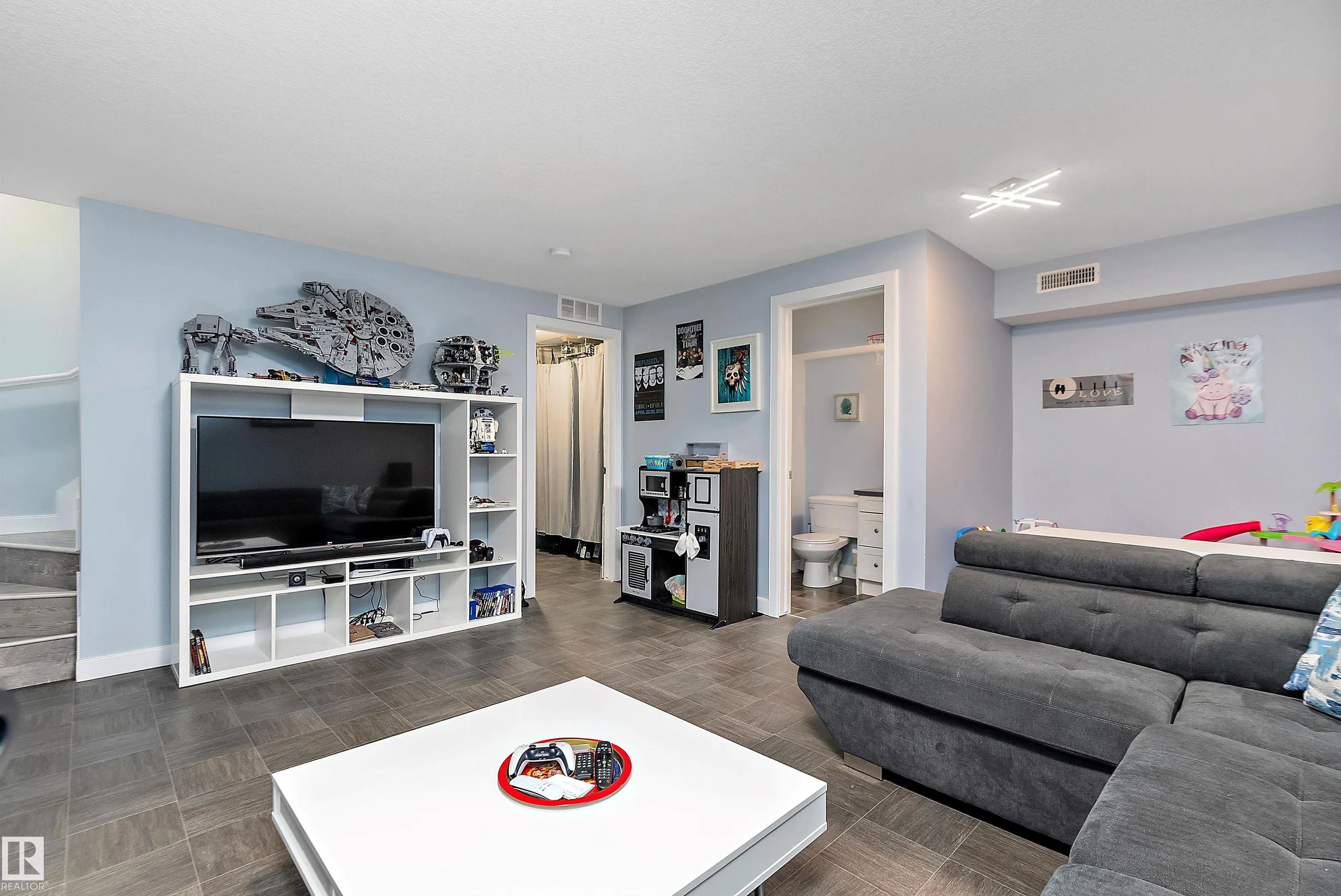 7293 South Terwillegar Drive