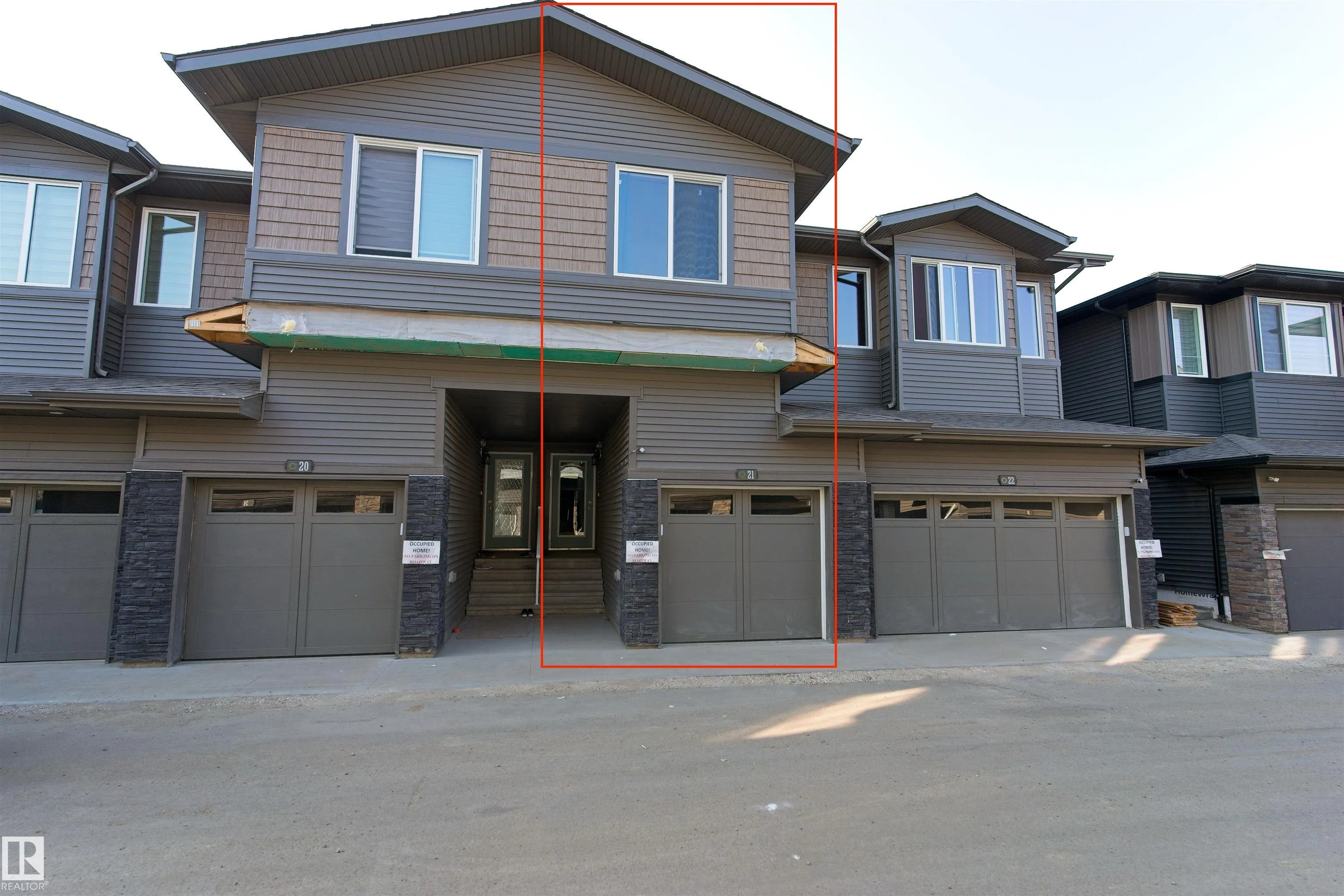 2710 66 St