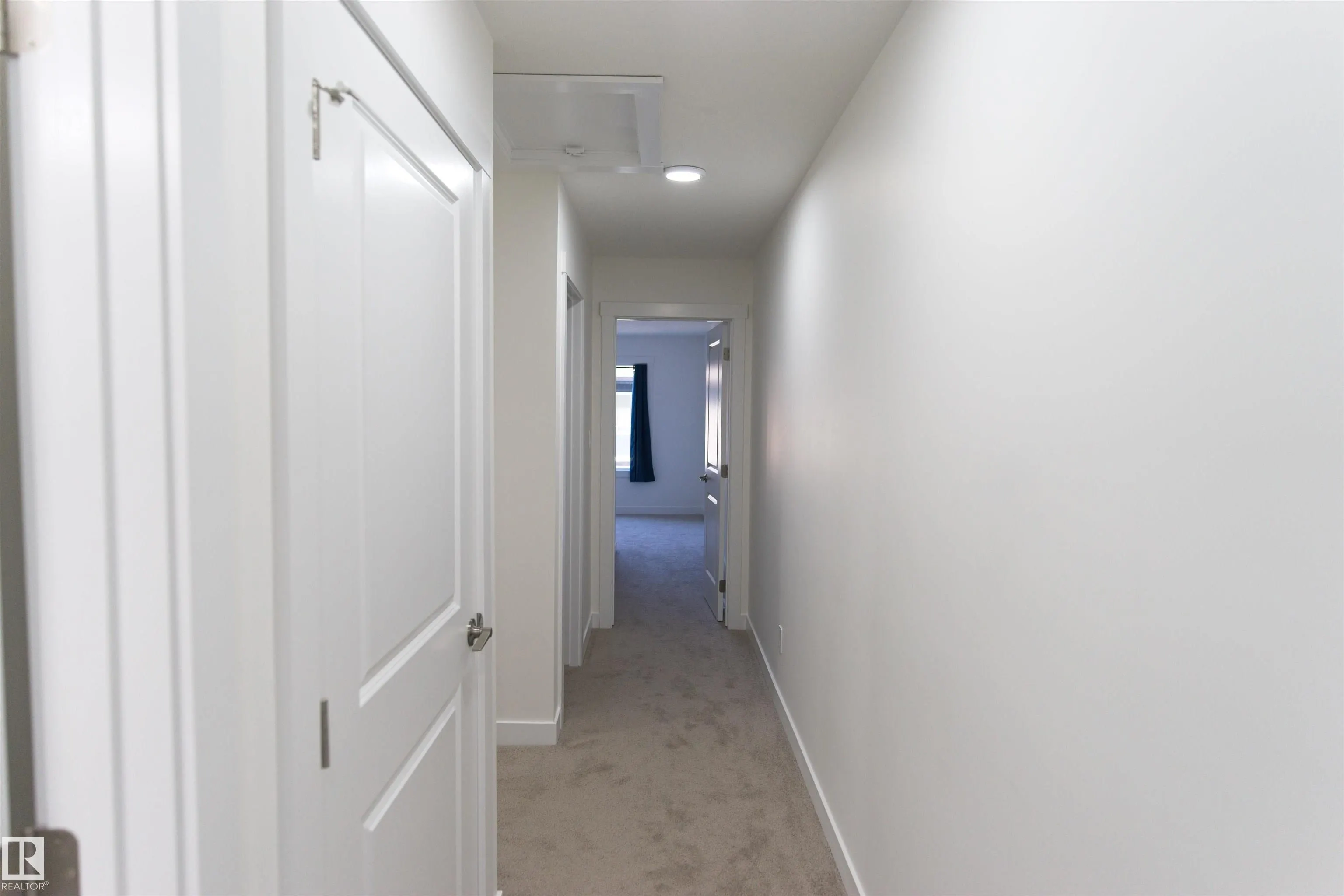 2710 66 St