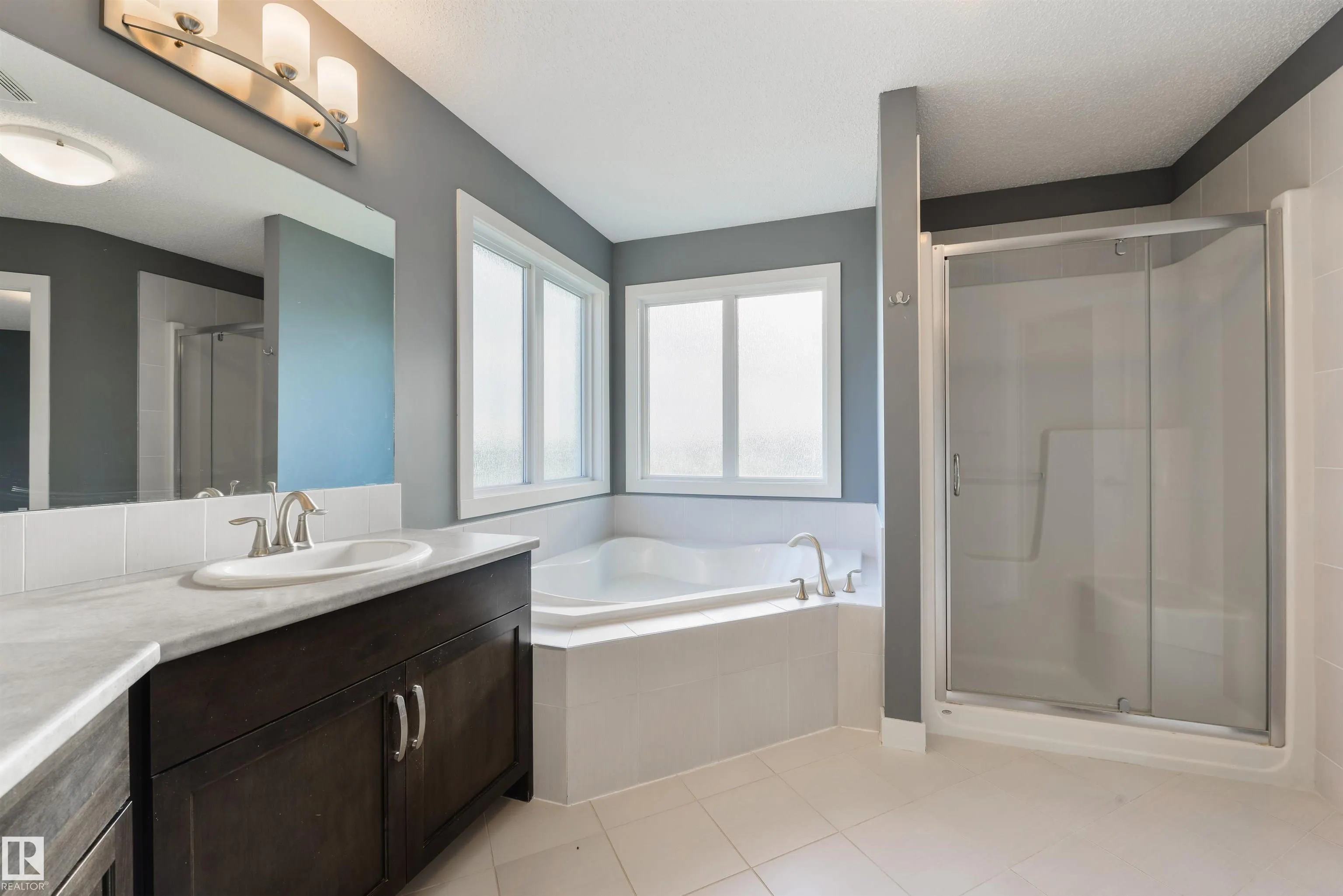 63 DALQUIST Bay