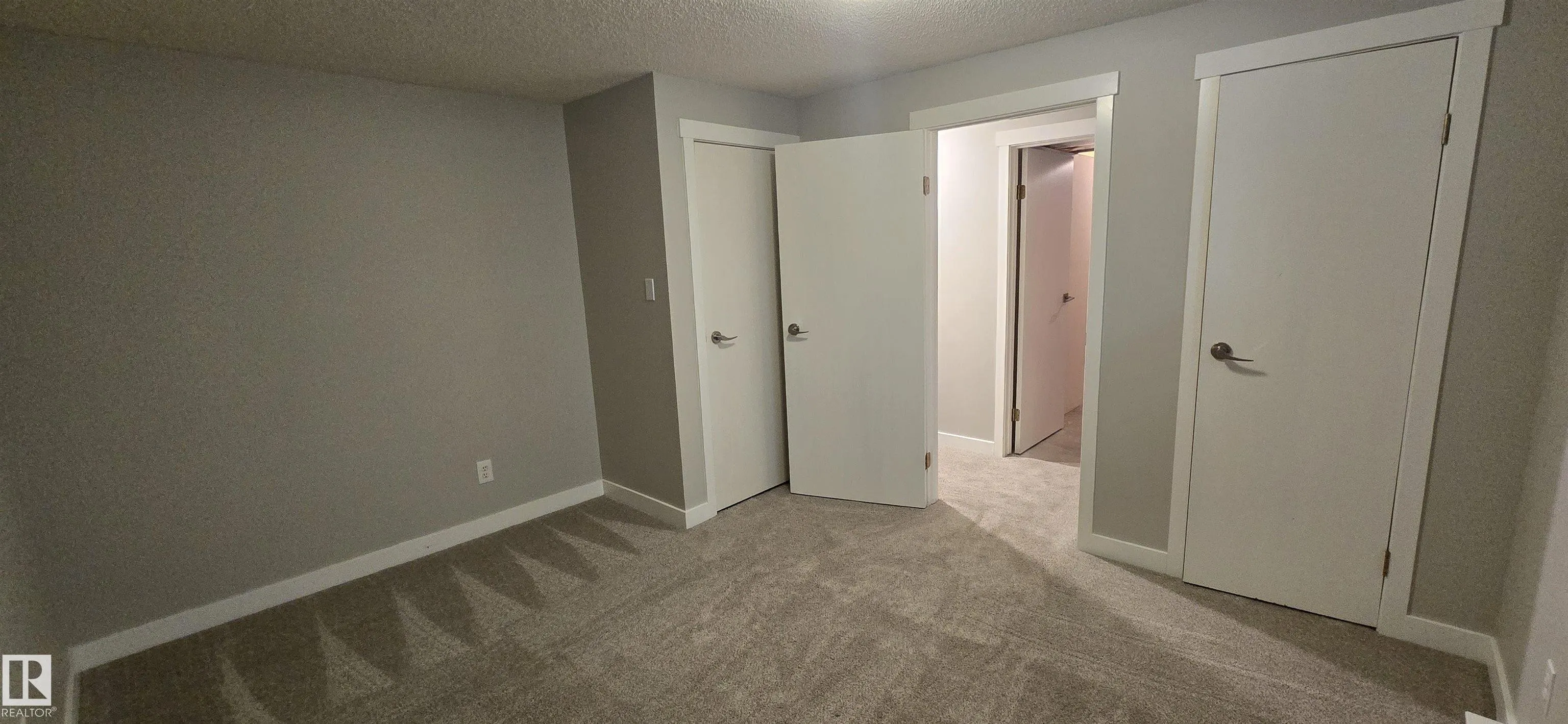 42 BLUEBERRY Crescent