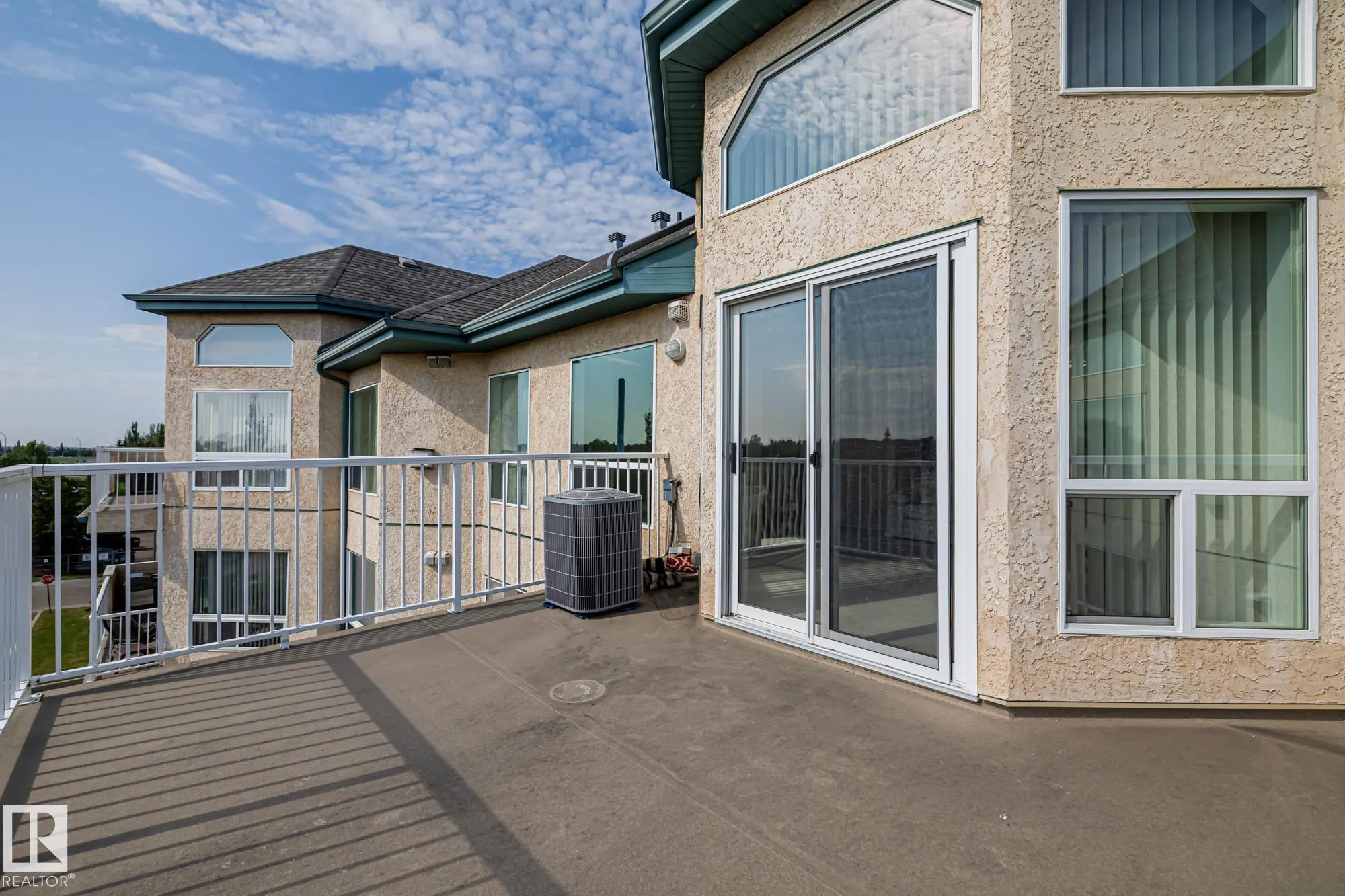 182 HADDOW Close