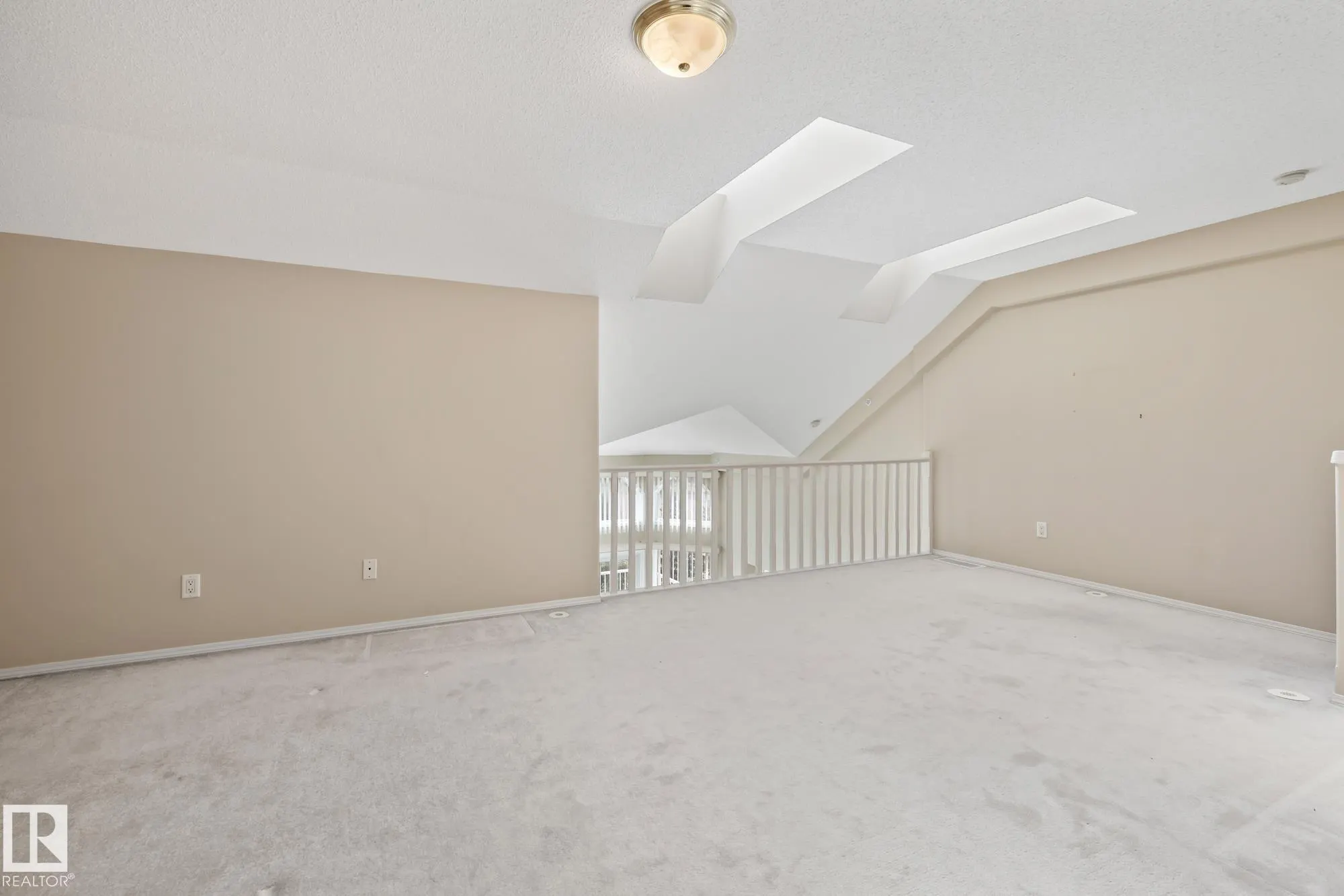 182 HADDOW Close