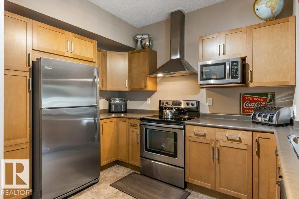 35 STURGEON Road