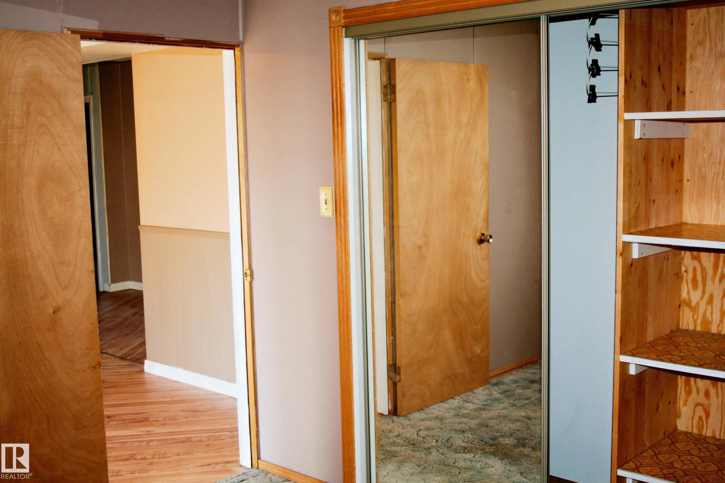 21542 twp 492