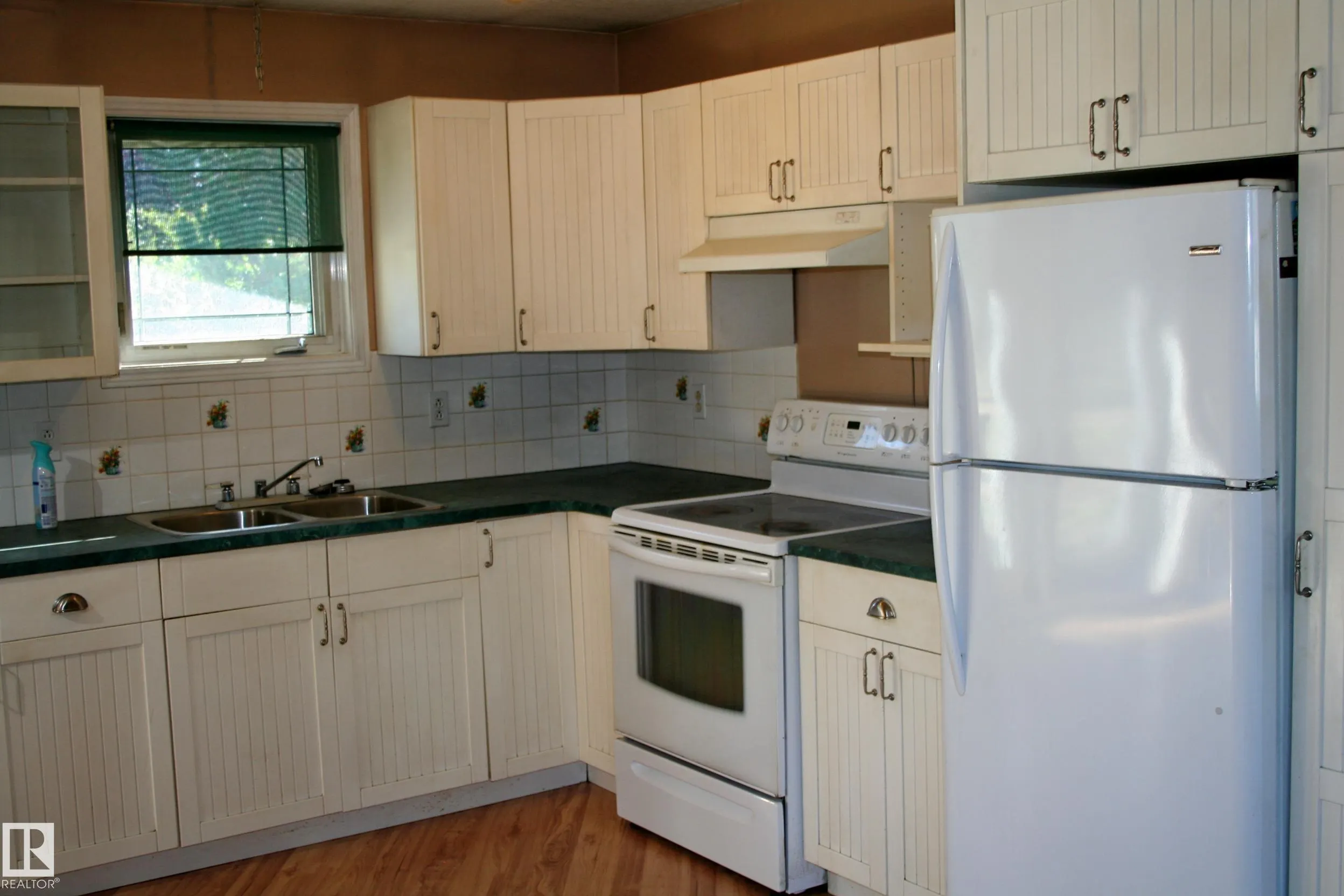 21542 twp 492