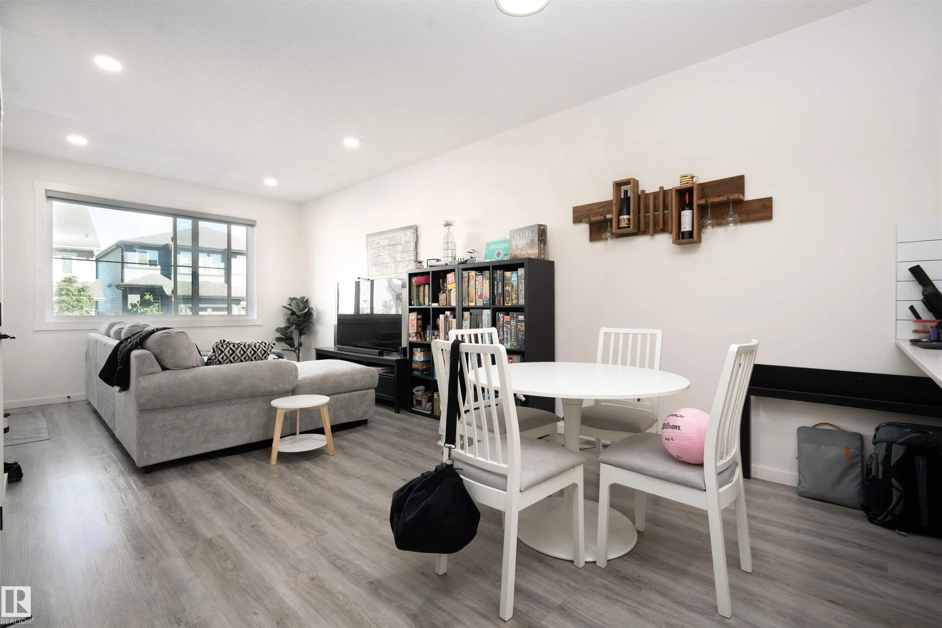 1235 PODERSKY Wynd