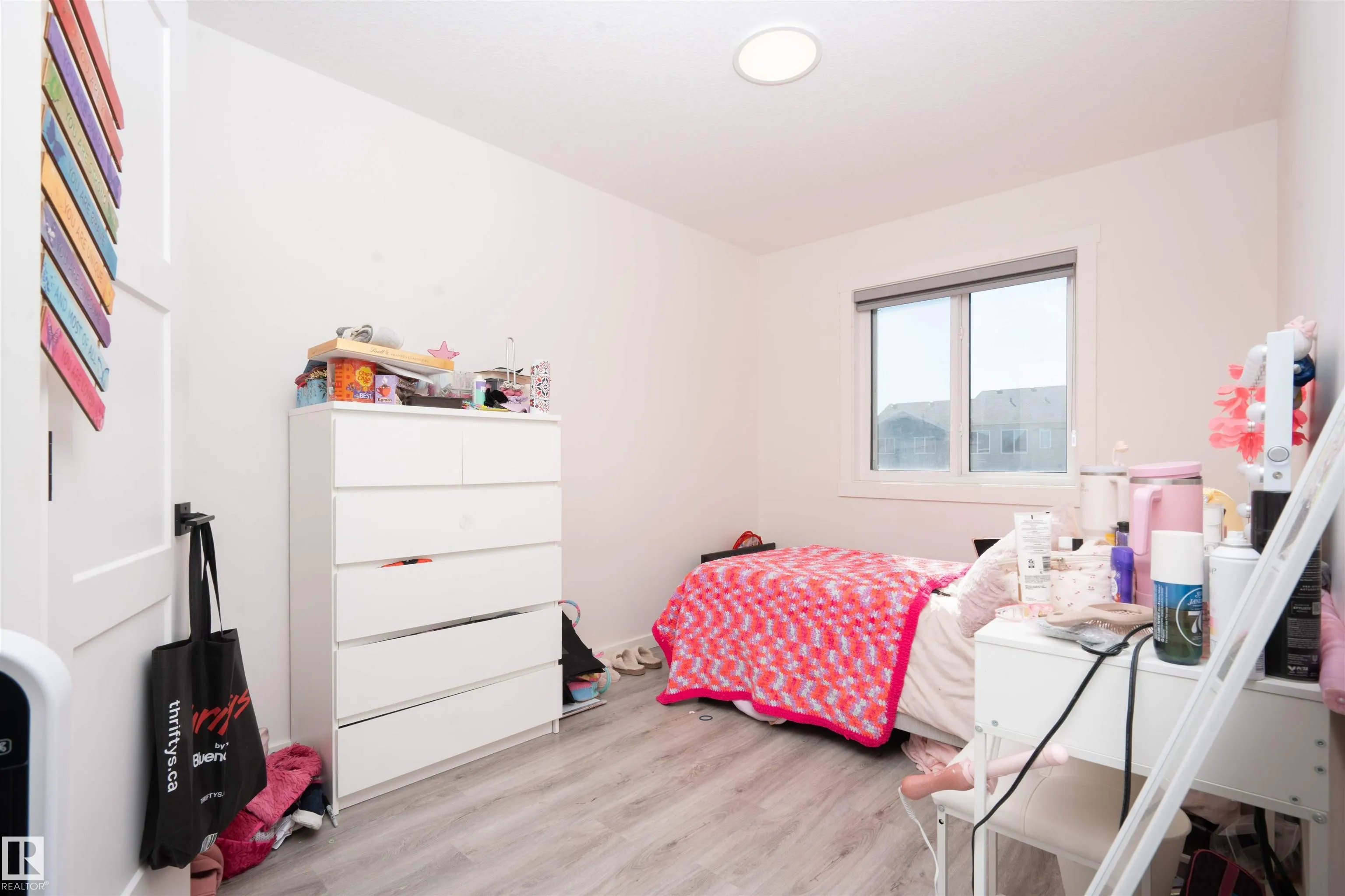 1235 PODERSKY Wynd