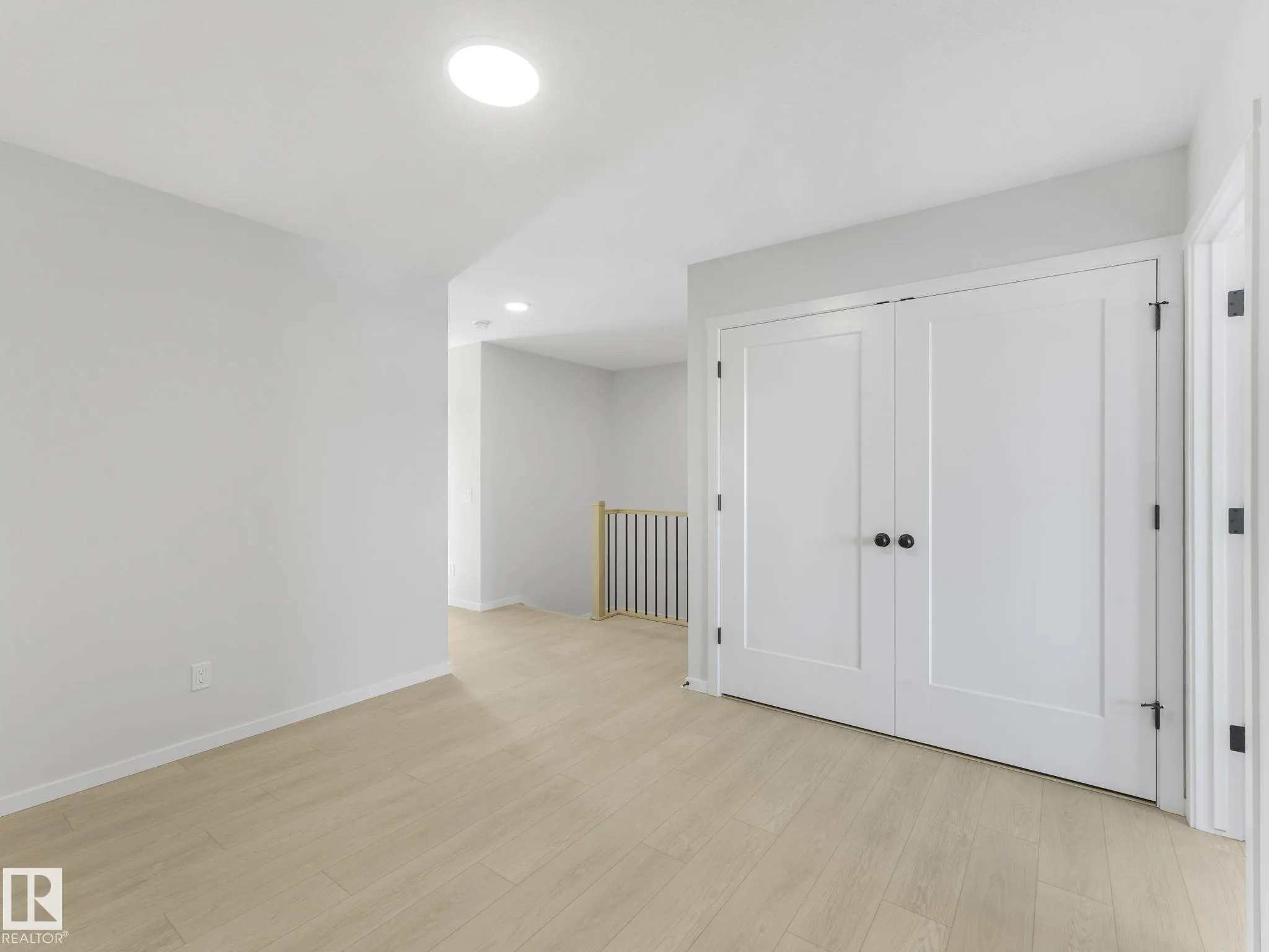 238 Orchards Blvd