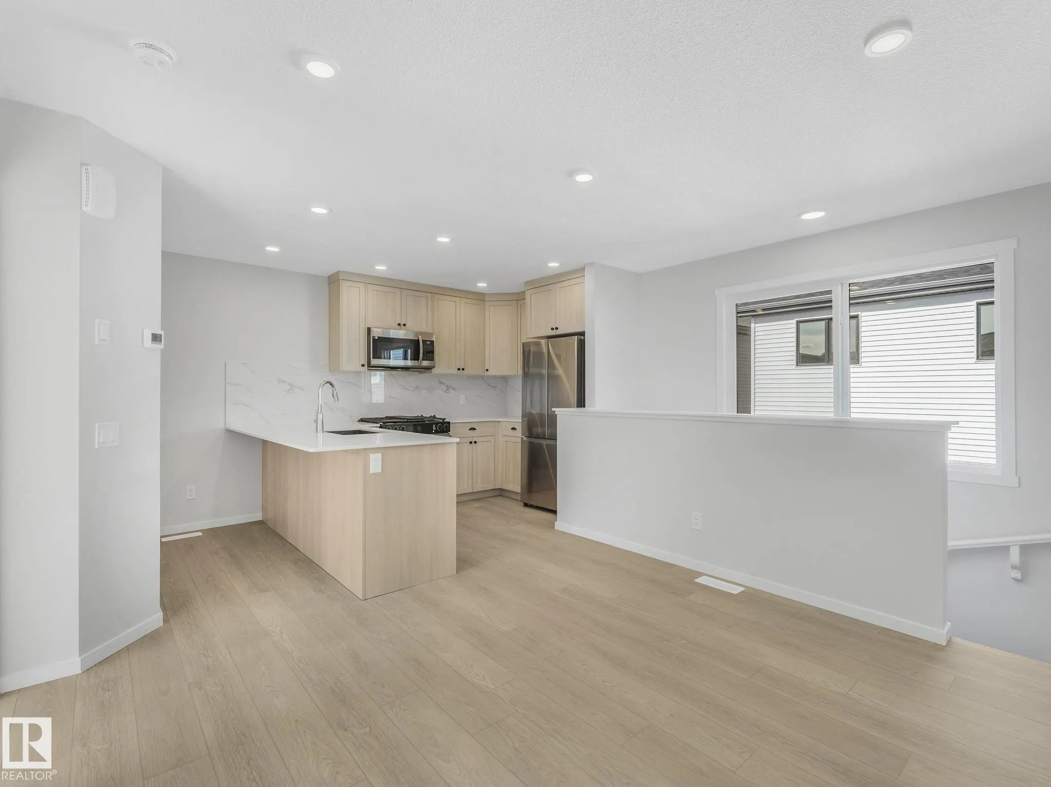 238 Orchards Blvd