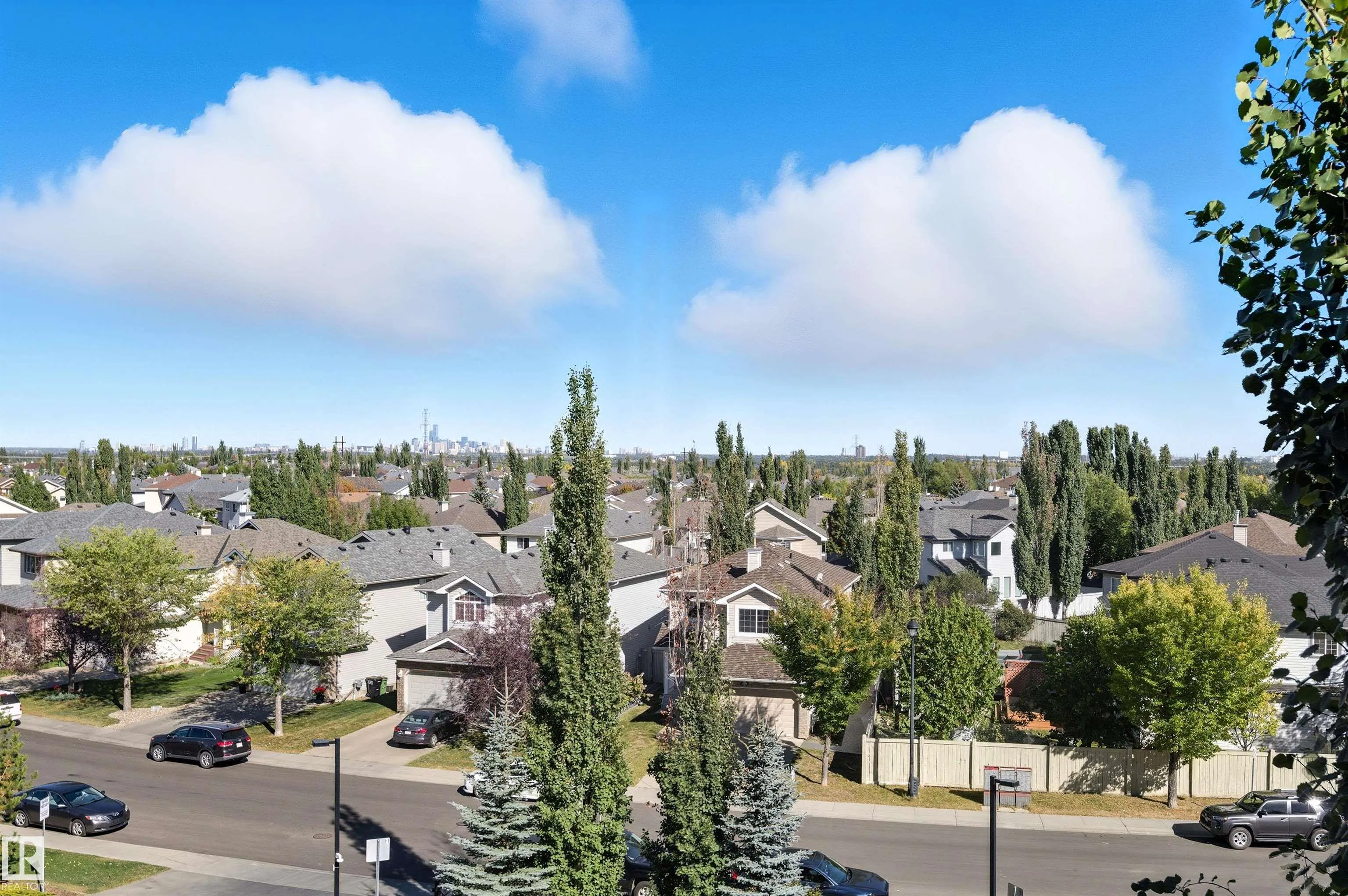 625 LEGER Way