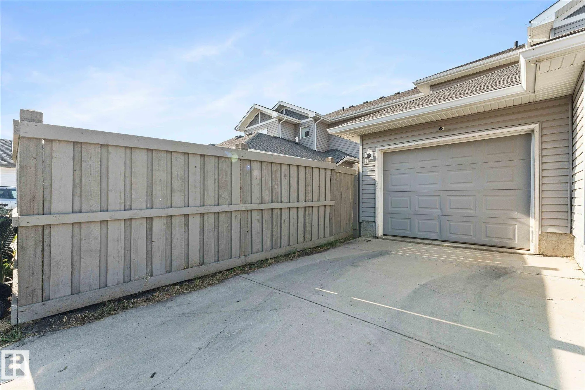 527 CHAPPELLE Drive