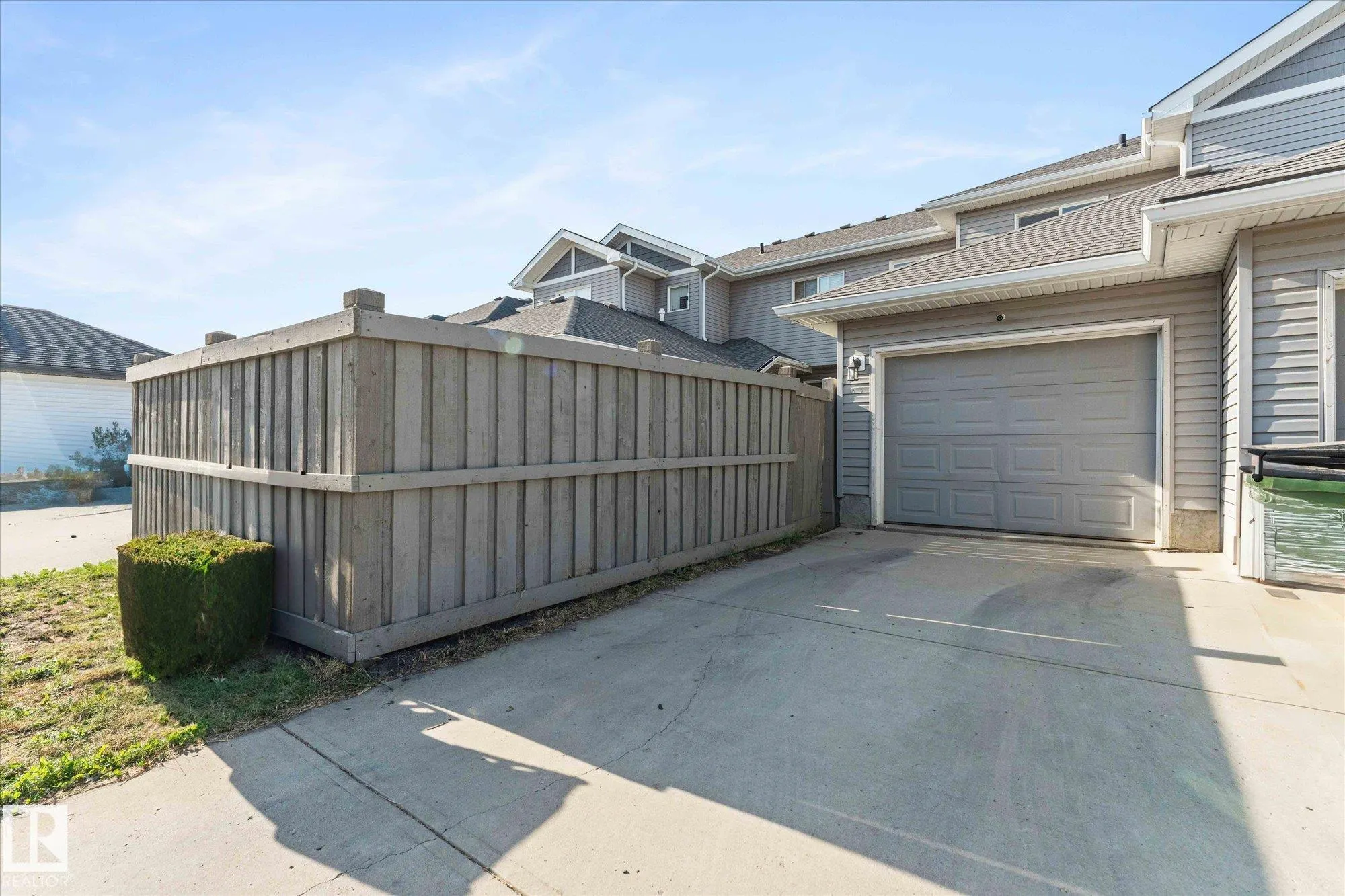527 CHAPPELLE Drive