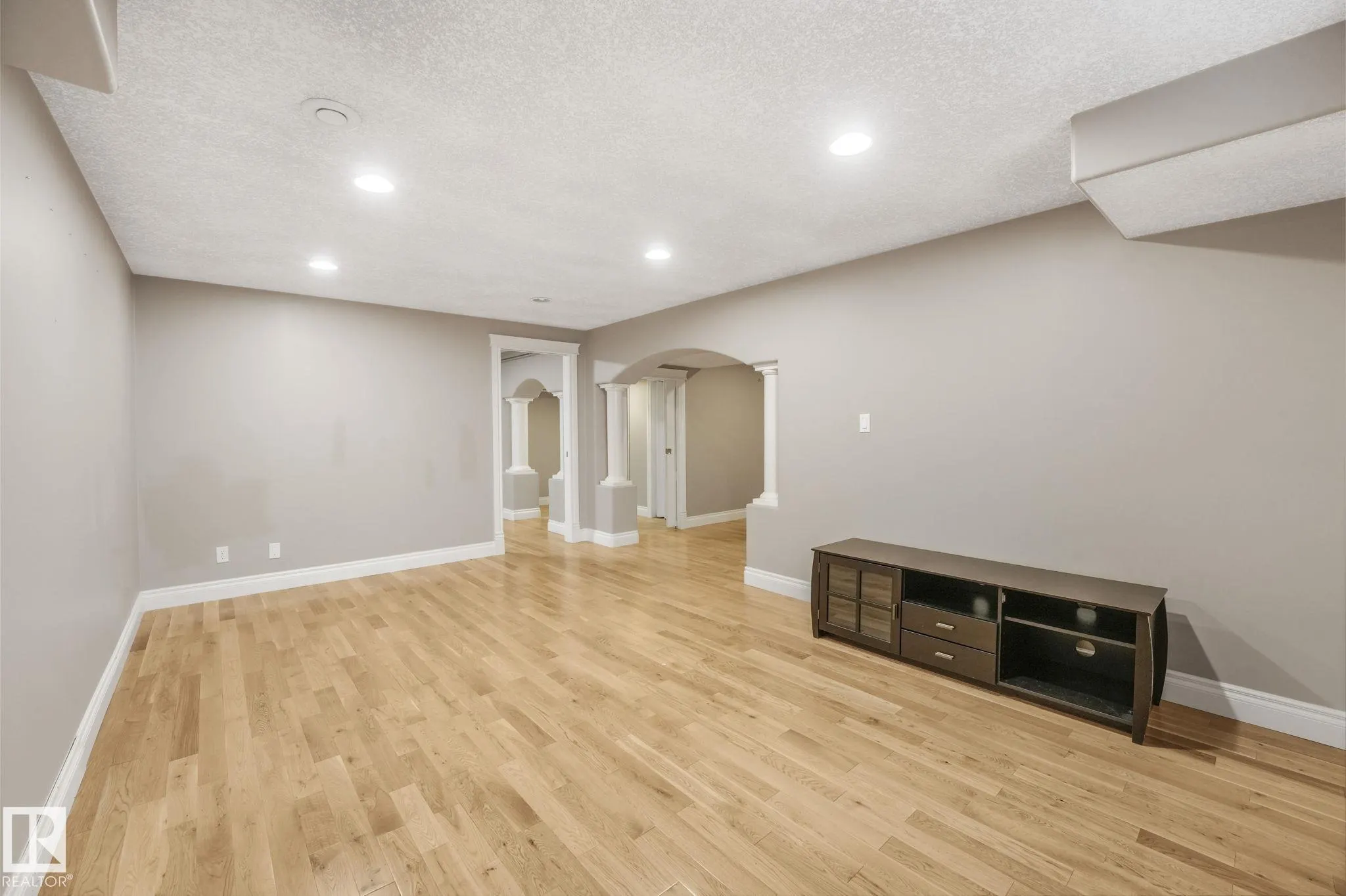 140 COTE Crescent