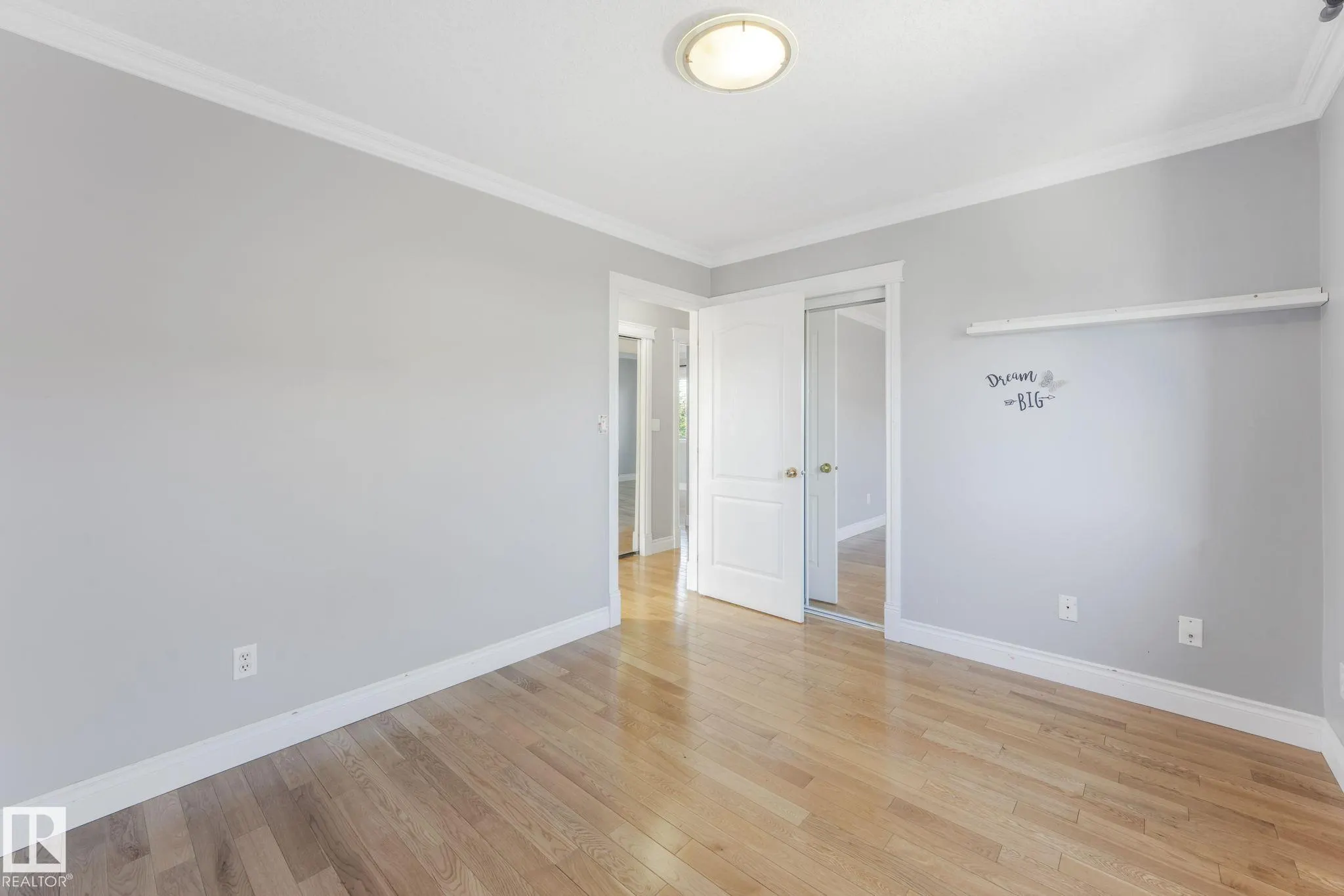 140 COTE Crescent