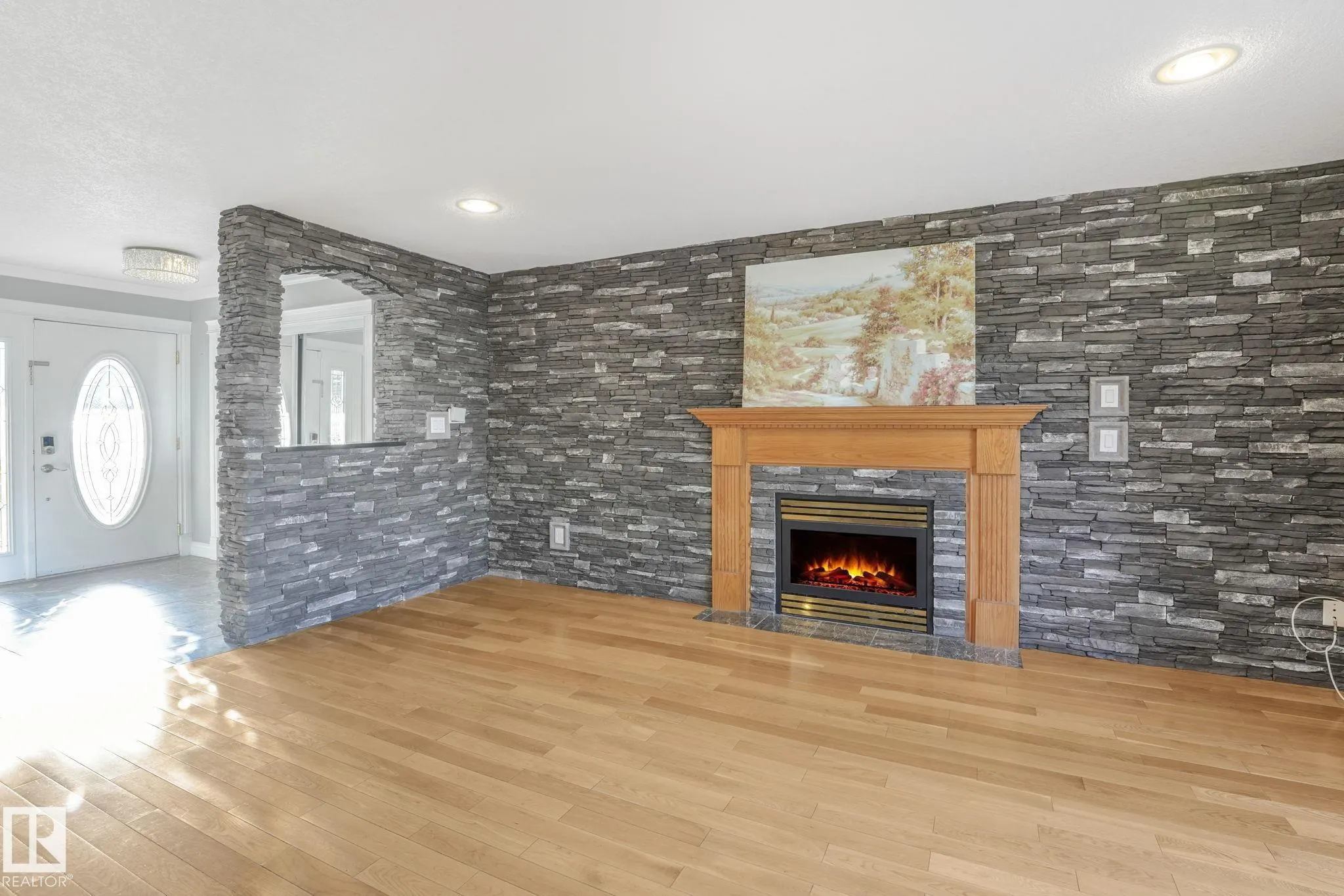 140 COTE Crescent