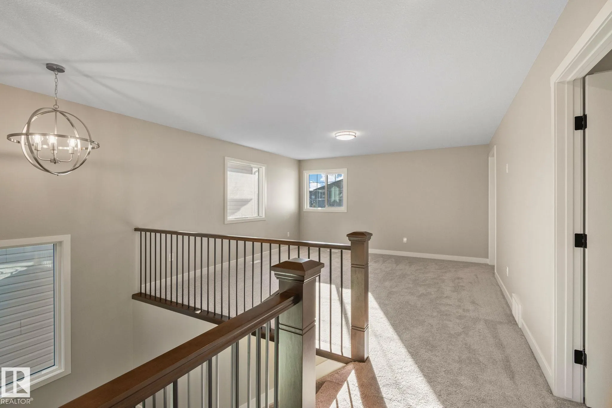 41 Savoy Cr